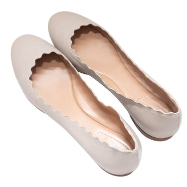 Beige Chloe Lauren Scalloped Ballet Flats Size 39.5