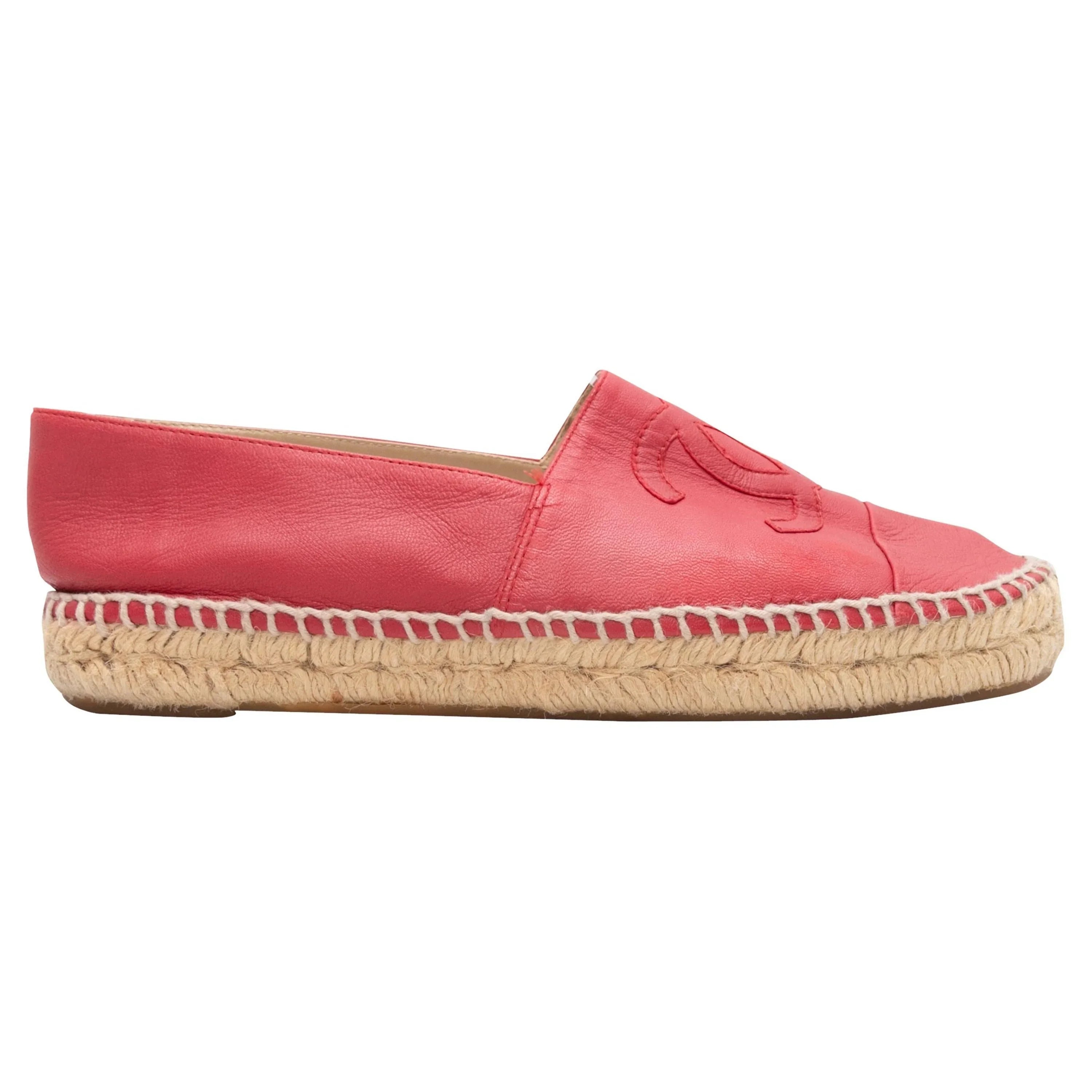 Red Chanel Leather CC Espadrille Flats Size 39 Designer Revival