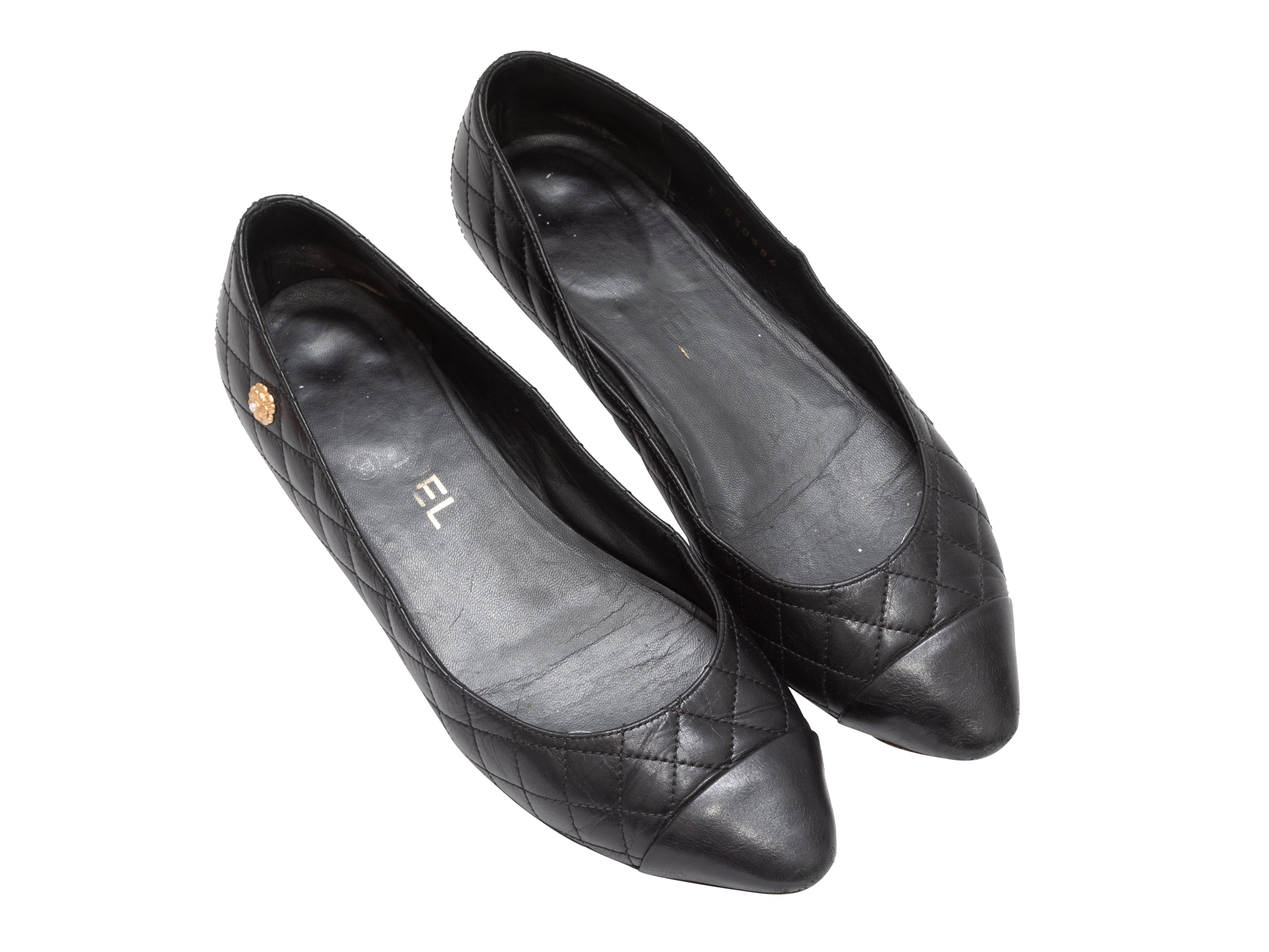 Black Chanel Pointed Cap-Toe Quilted Ballet Flats Size 38 – Designer Revival