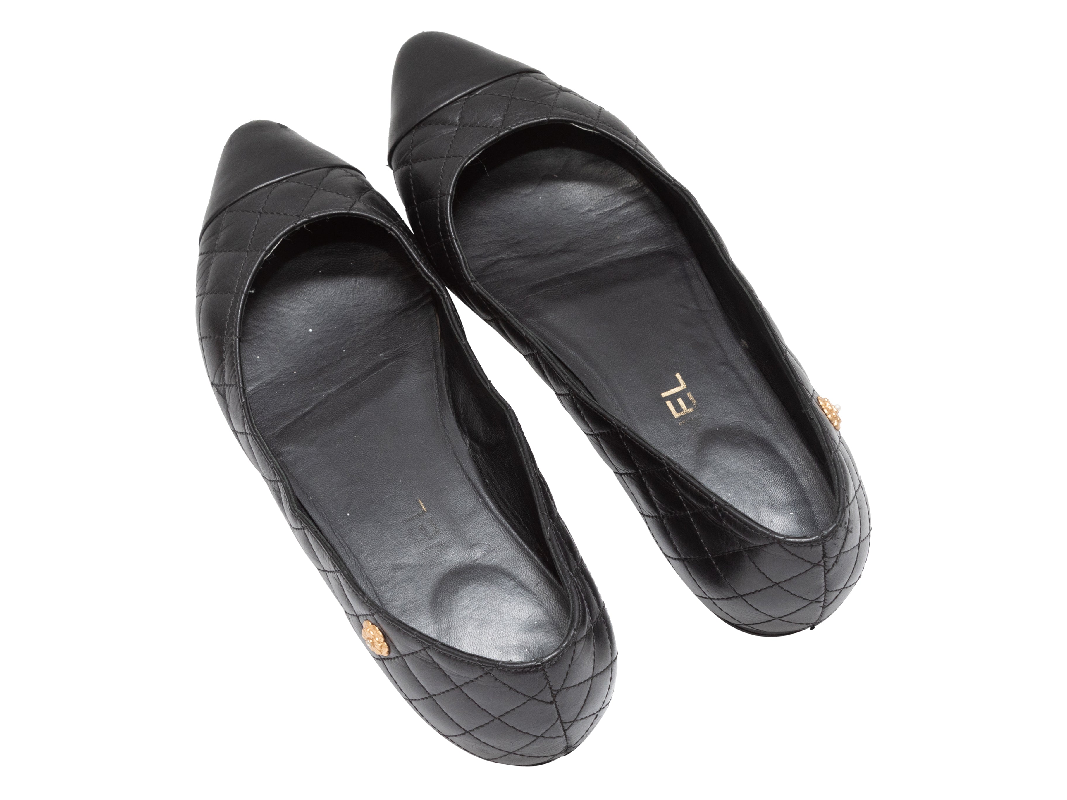 Black Chanel Pointed Cap-Toe Quilted Ballet Flats Size 38 – Designer Revival