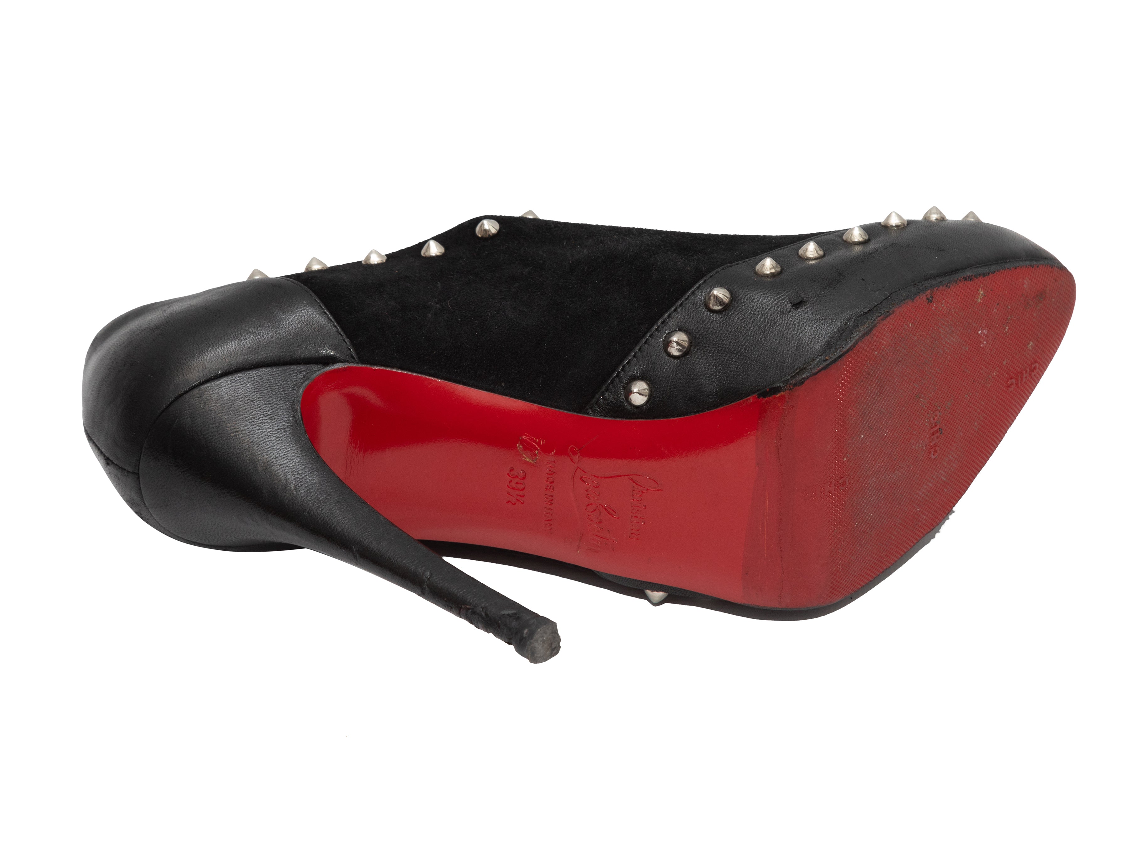 Christian Louboutin Anjalina Studded Patent Leather Pumps in Black | Lyst UK