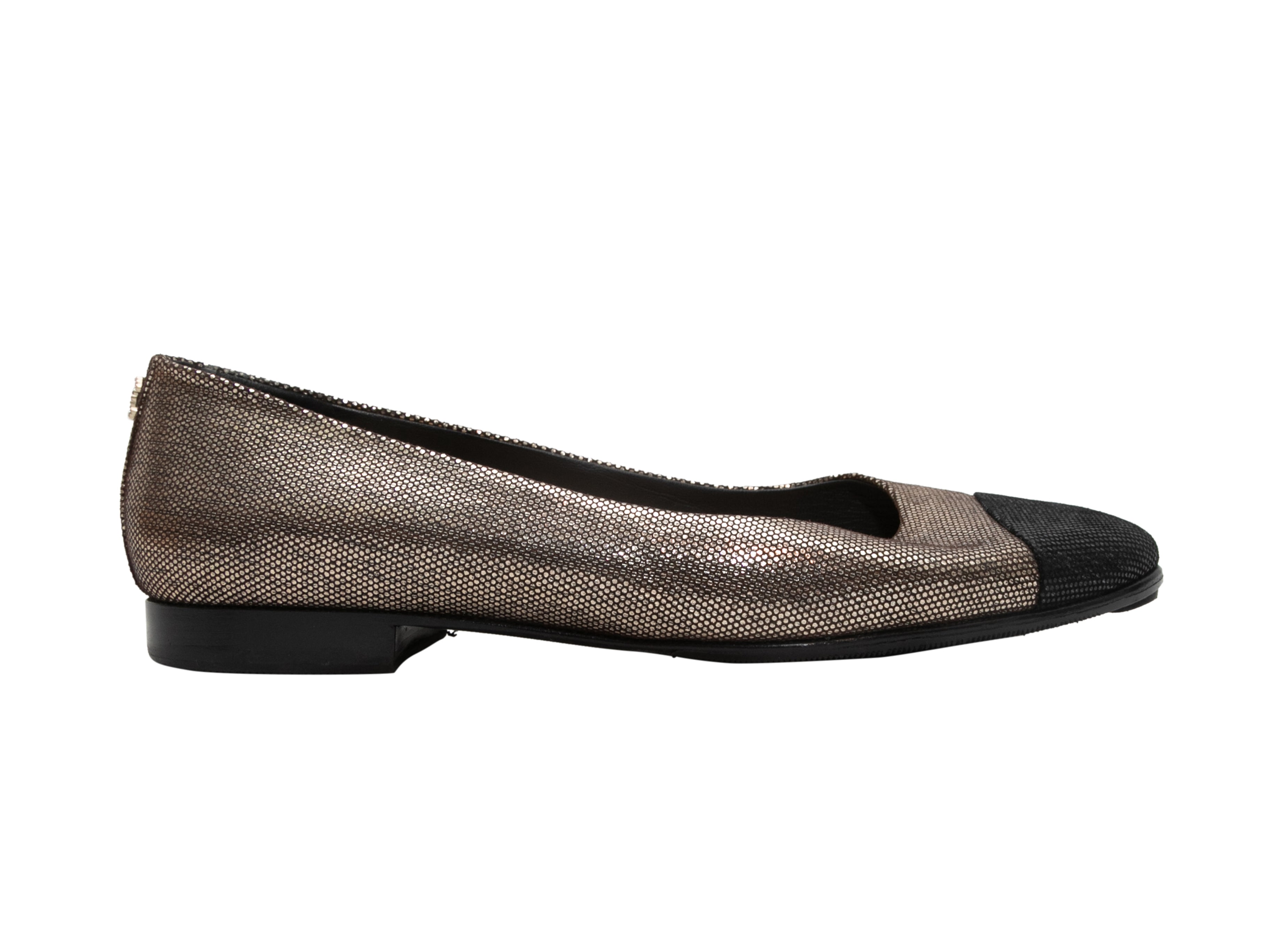 Silver & Black Chanel Cap-Toe Flats Size 39.5 - Atelier-lumieresShops Revival