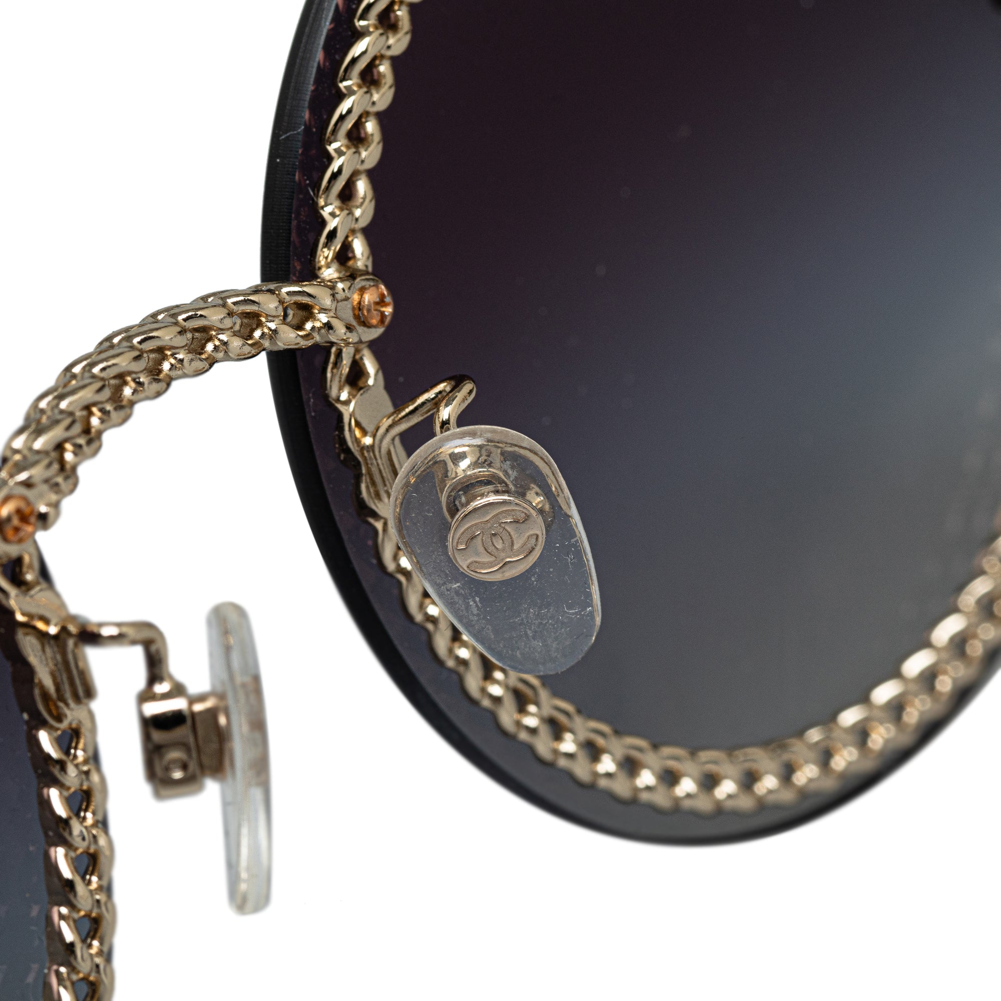 Black Chanel Chain-Link Accent Round Sunglasses - Atelier-lumieresShops Revival