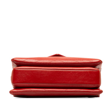 Red Chanel Medium CC Chevron Lambskin Envelope Flap Shoulder Bag