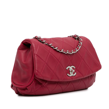 Red Chanel Quilted Calfskin Curvy Flap Shoulder Bag - Designer Revival