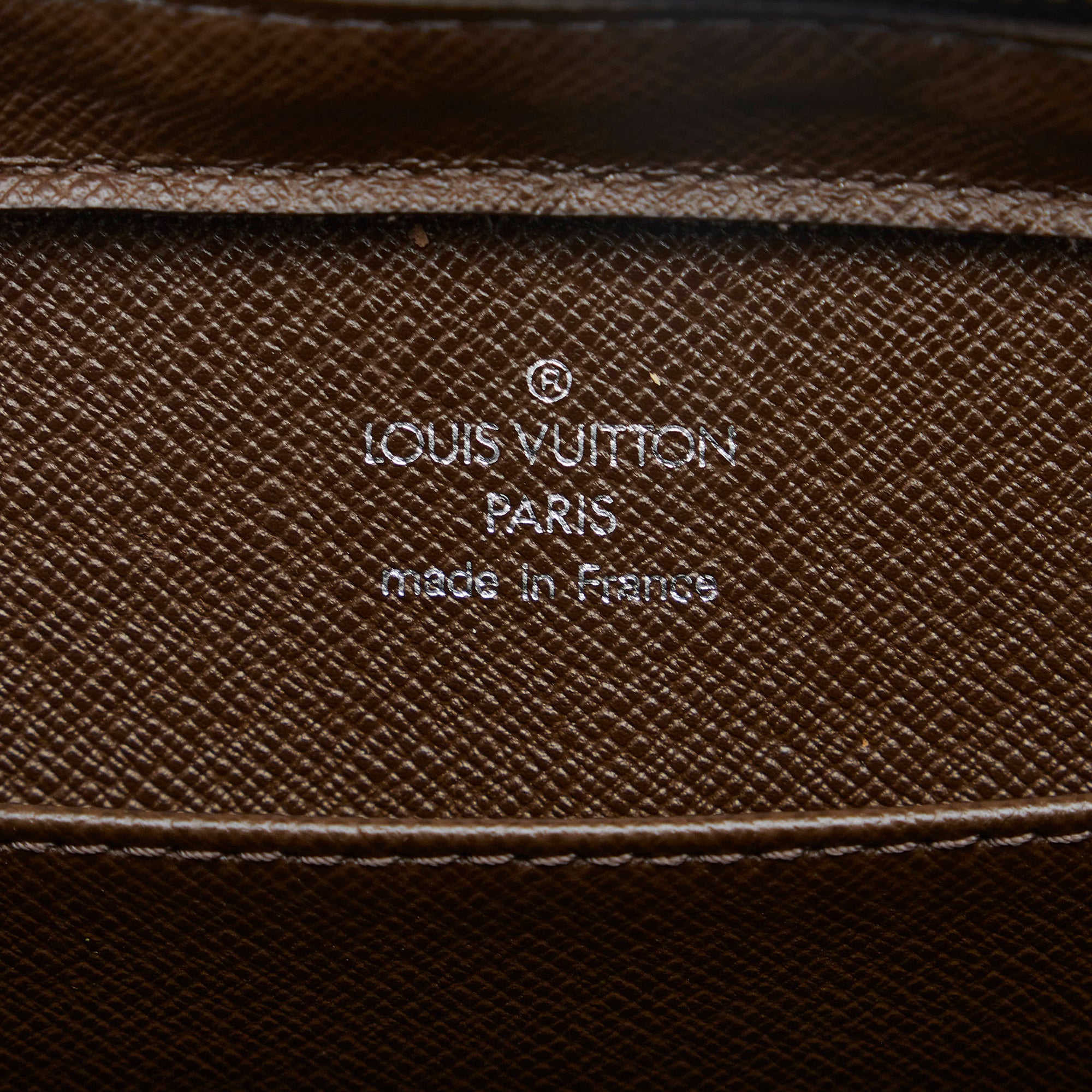 Louis Vuitton Taiga Pochette Baïkal - Brown Clutches, Handbags - LOU756225