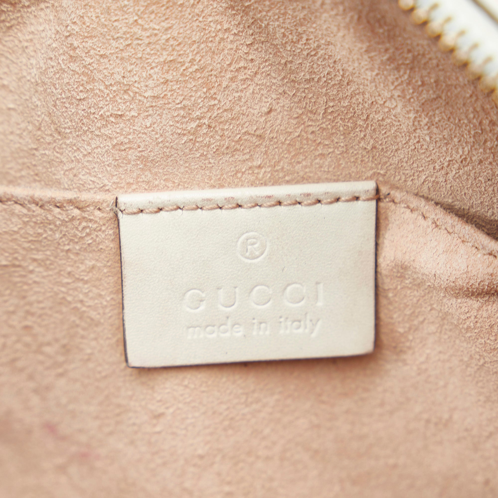 White Gucci GG Marmont Crossbody - Designer Revival