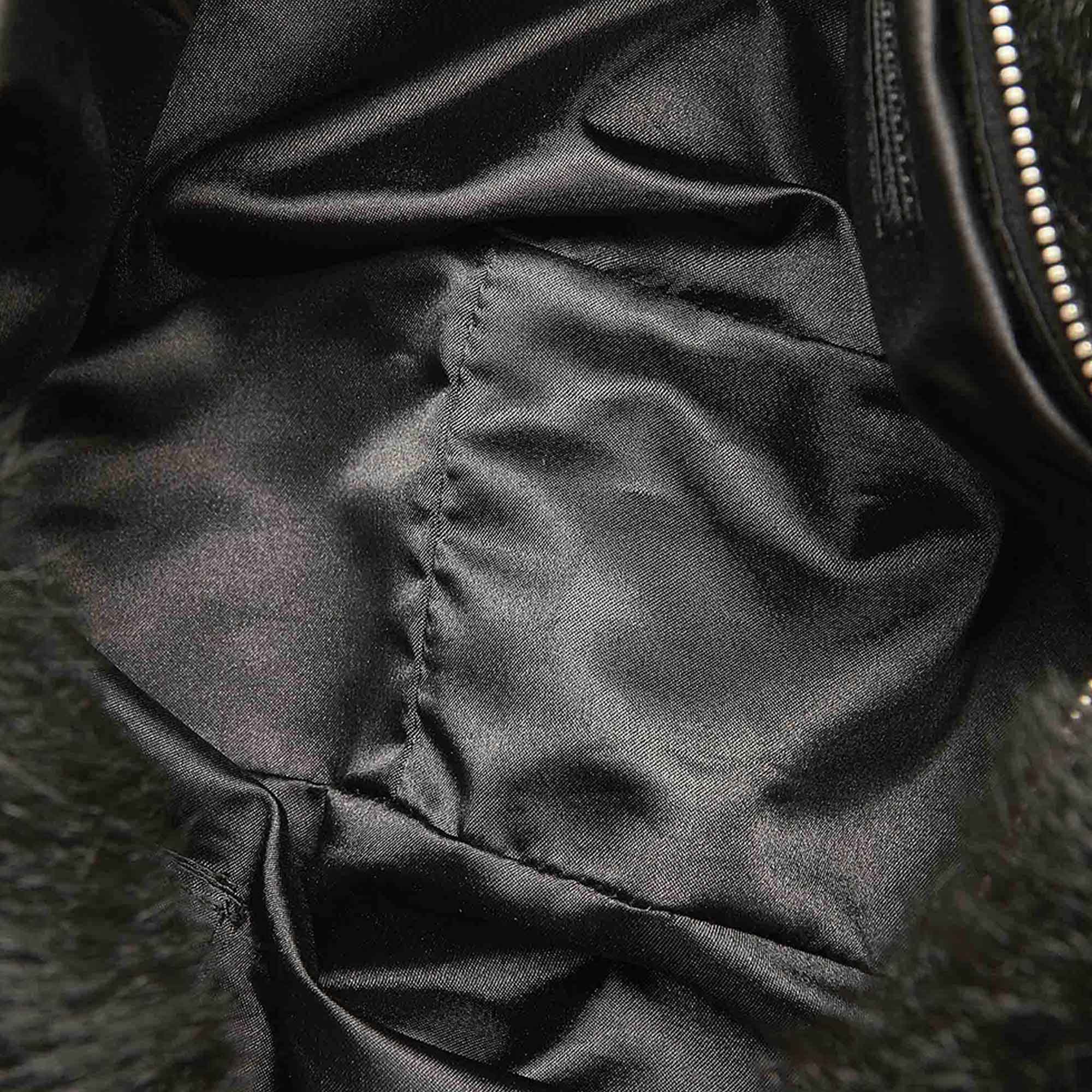 Chanel Pre-Owned 1992 CC diamond-quilted shoulder bag, Black Chanel CC  Rabbit Fur Shoulder Bag