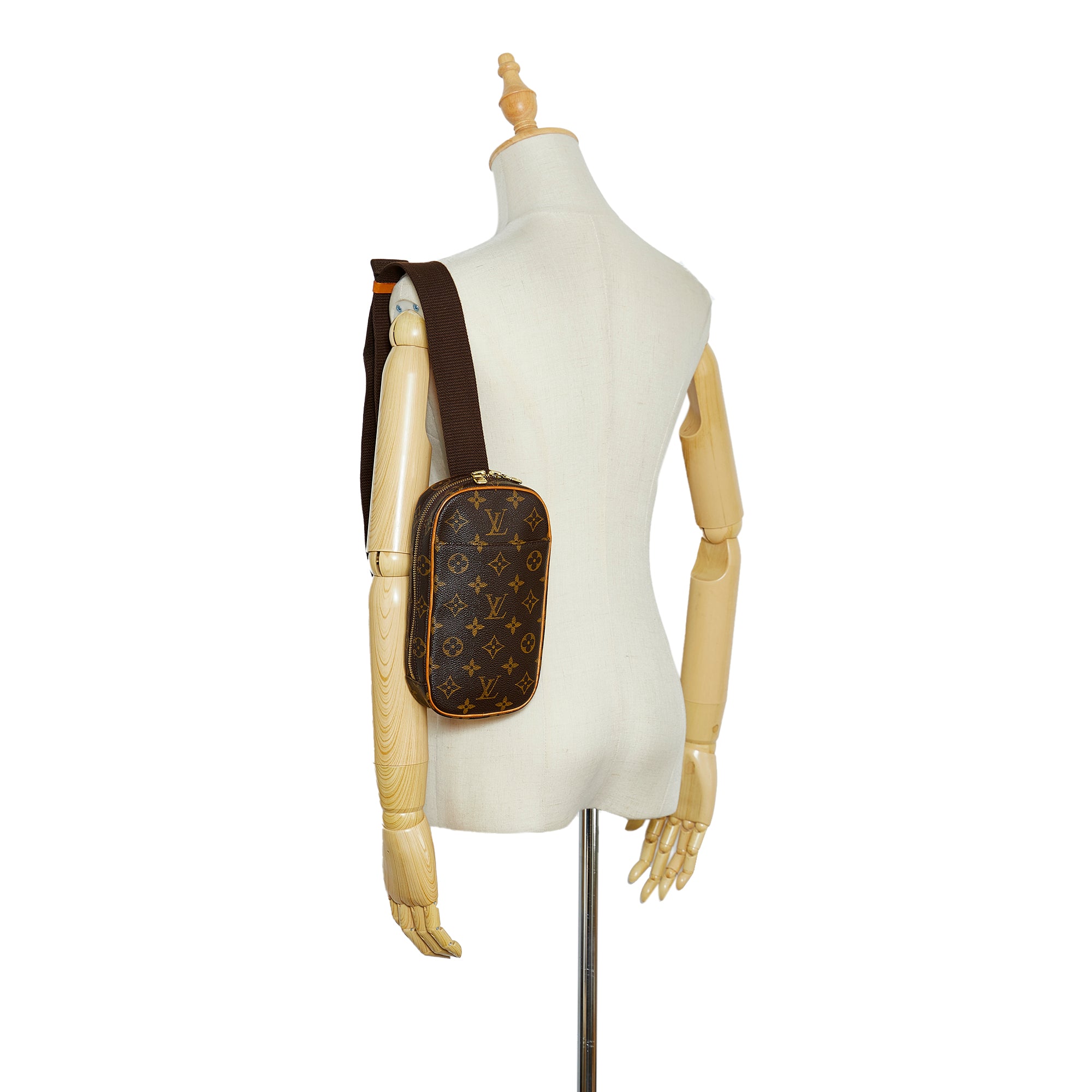Brown Louis Vuitton Monogram Pochette Gange Crossbody Bag – Designer Revival