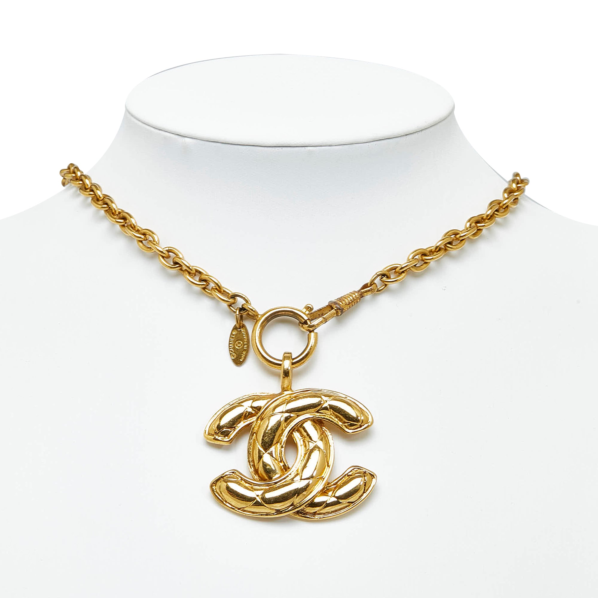 Chanel Womens Vintage CC Logo Circle Pendant Necklace