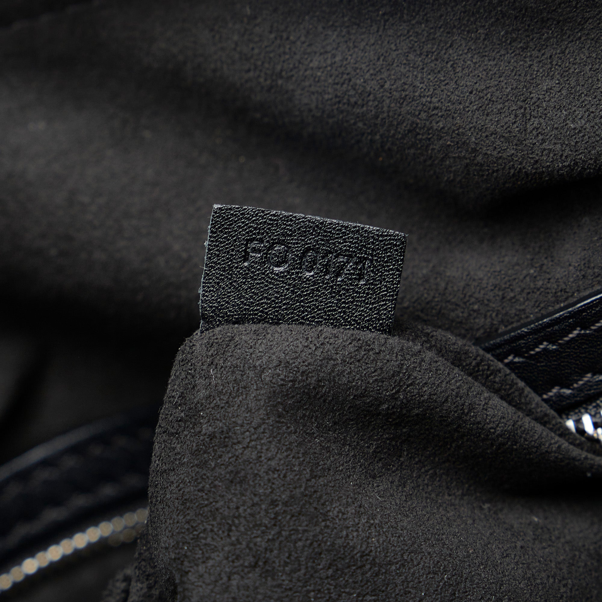 Louis Vuitton Gris Antheia Monogram Leather Ixia PM Bag ref.297393 - Joli  Closet