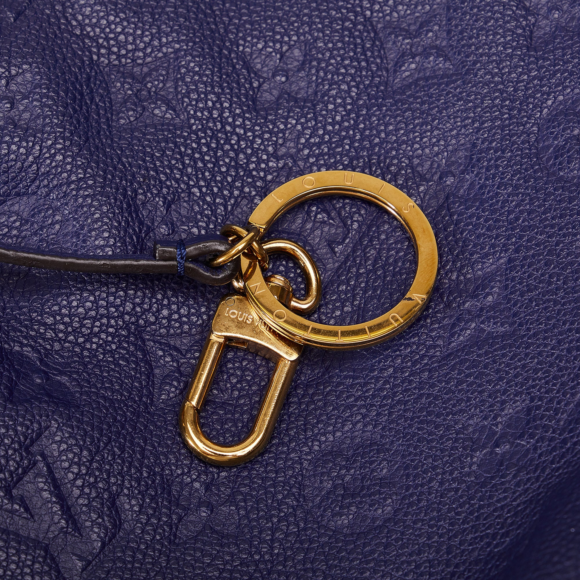 Authentic Louis Vuitton Empreinte Artsy MM in Orage Blue Hobo