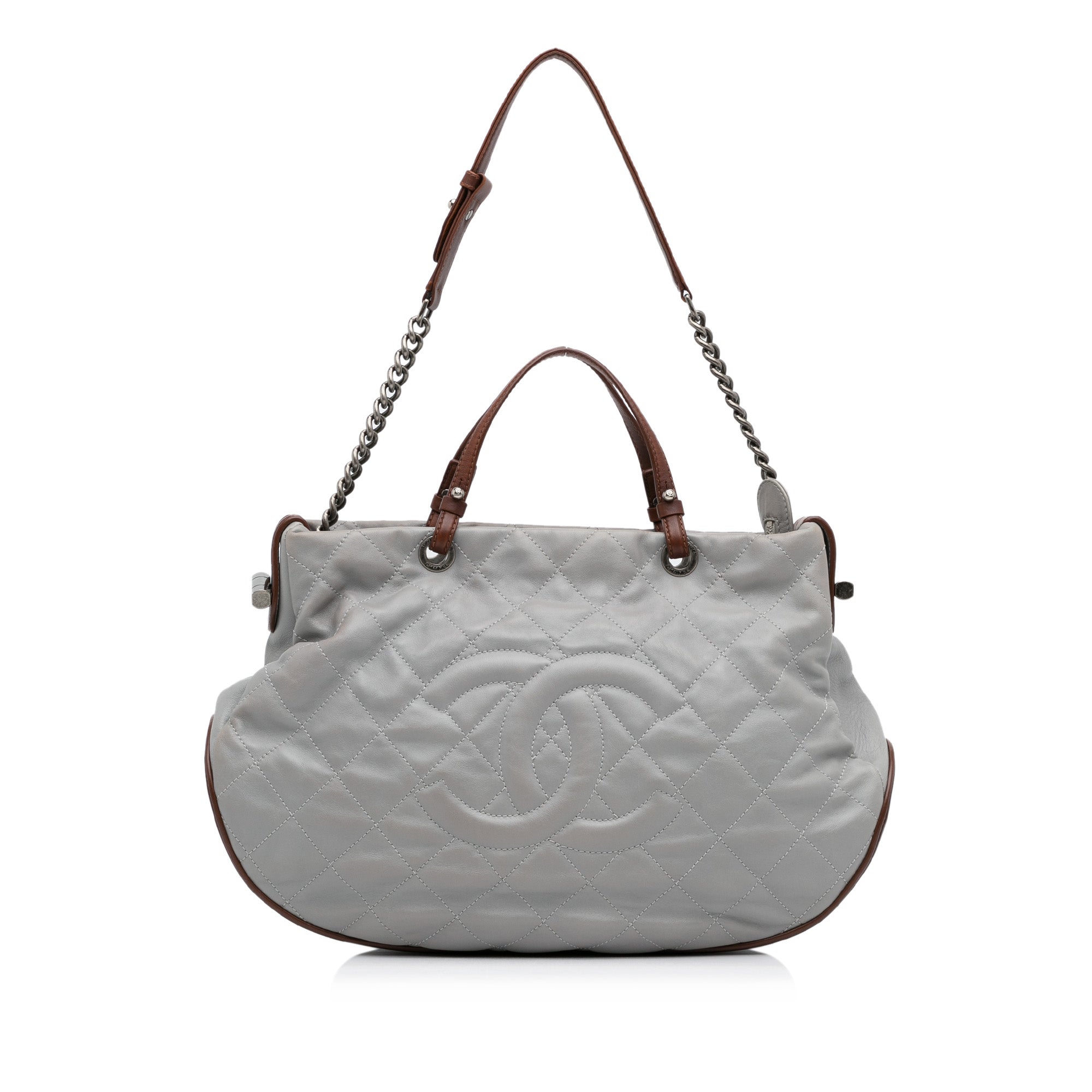 Cocoon clutch bag Chanel Grey in Polyester - 38307965