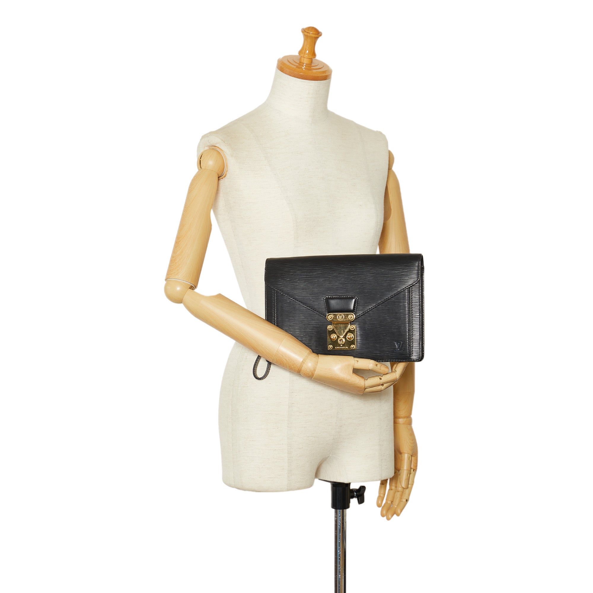 Louis Vuitton, Bags, Louis Vuitton Epi Black Sellier Dragonne Clutch