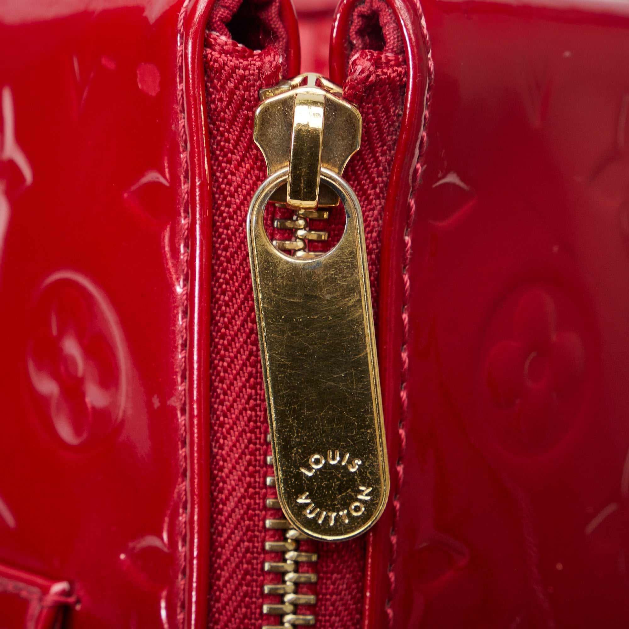 Louis Vuitton Monogram Vernis Rosewood Avenue - Burgundy Shoulder Bags,  Handbags - LOU800233