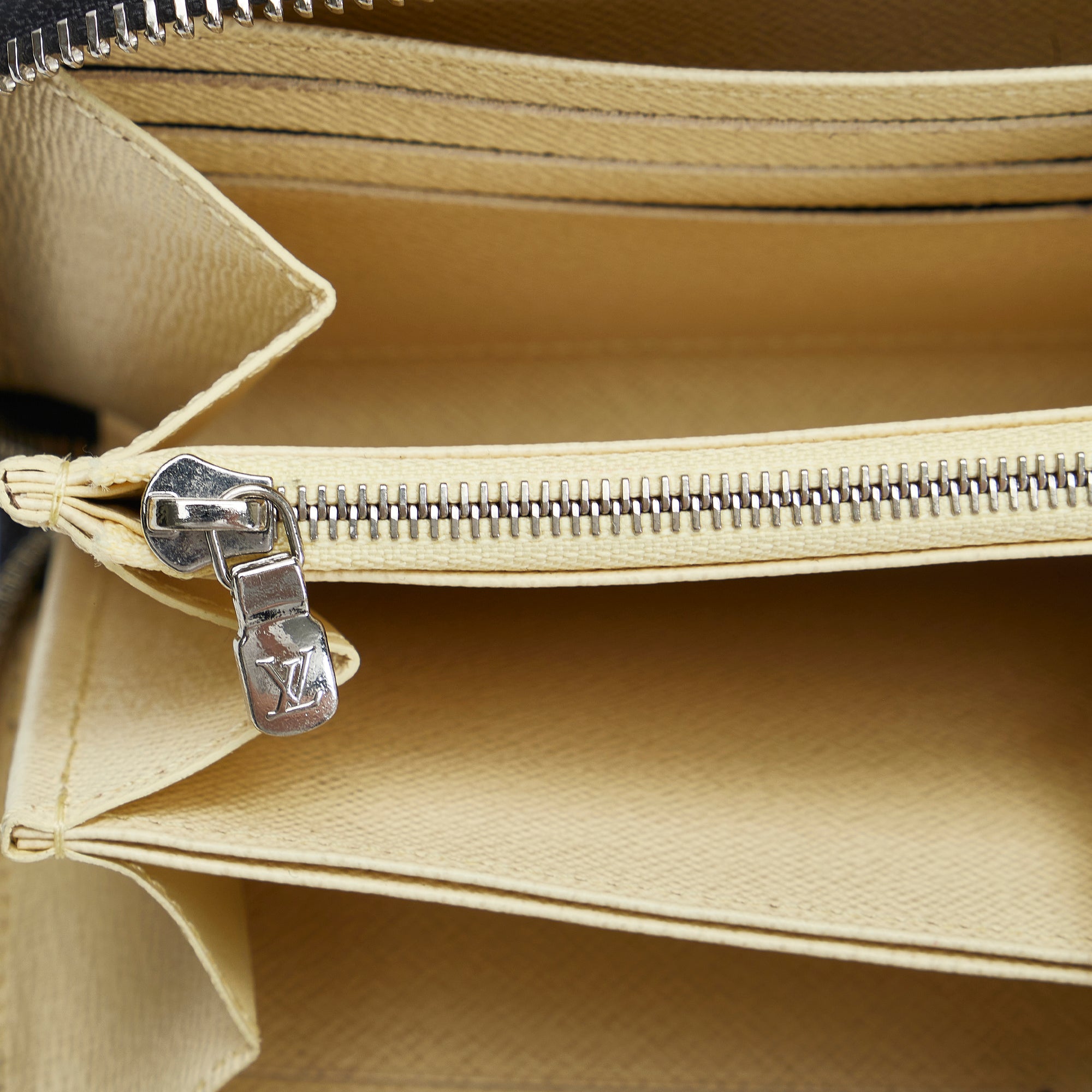 Multi Louis Vuitton Monogram LV Pop Zippy Wallet – Designer Revival