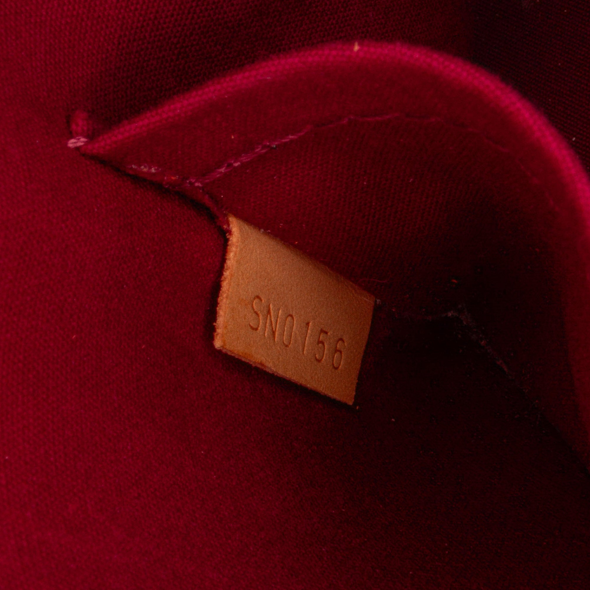 Louis Vuitton Red Monogram Vernis Alma BB QJB06YDRR2034