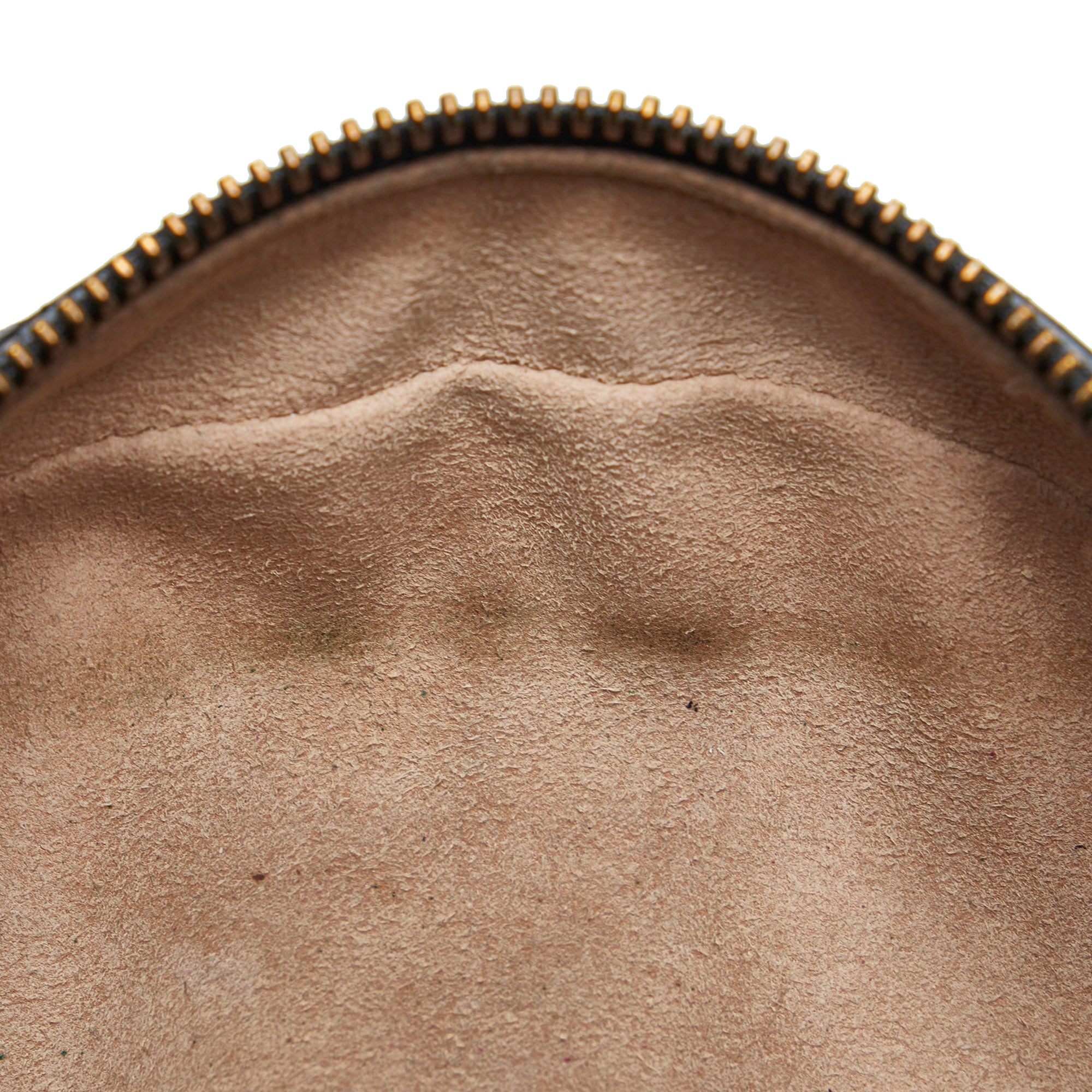 Black Gucci Round GG Marmont Crossbody Bag - Designer Revival