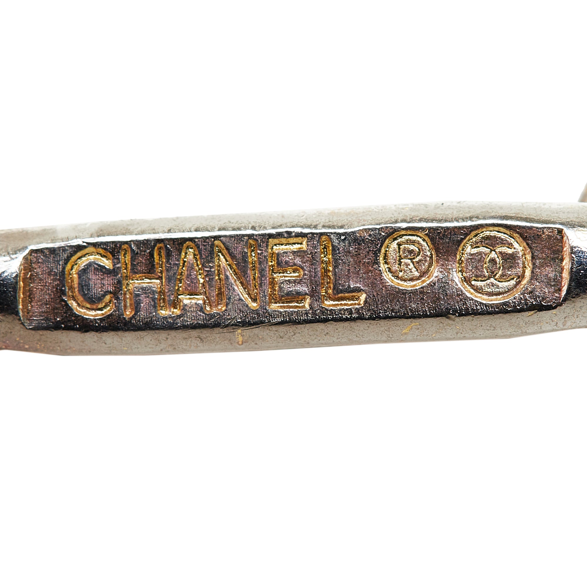 $2,400 NIB Chanel Mauve Leather Woven Gold-tone Chain-link CC Cuff Bracelet  NEW