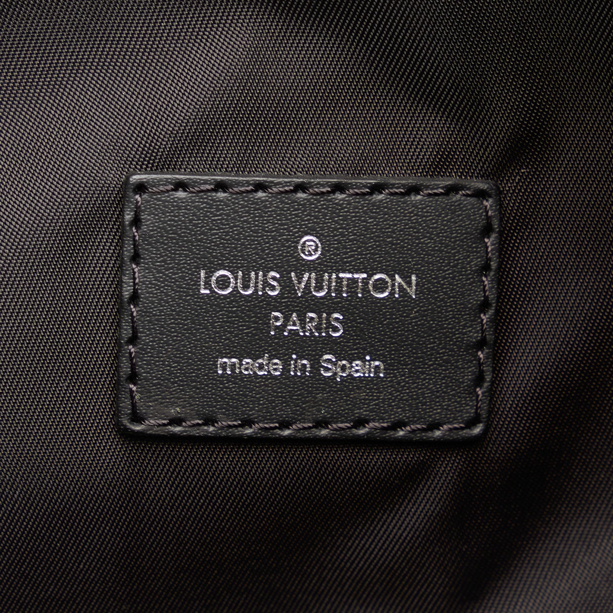 Louis Vuitton Monogram Eclipse Cabas Light (SHG-34152) – LuxeDH