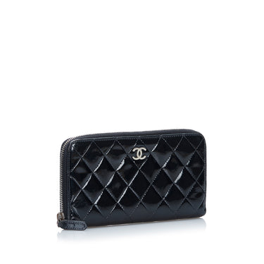 Black Chanel CC Patent Leather Zip Around Long Wallets - Designer Revival