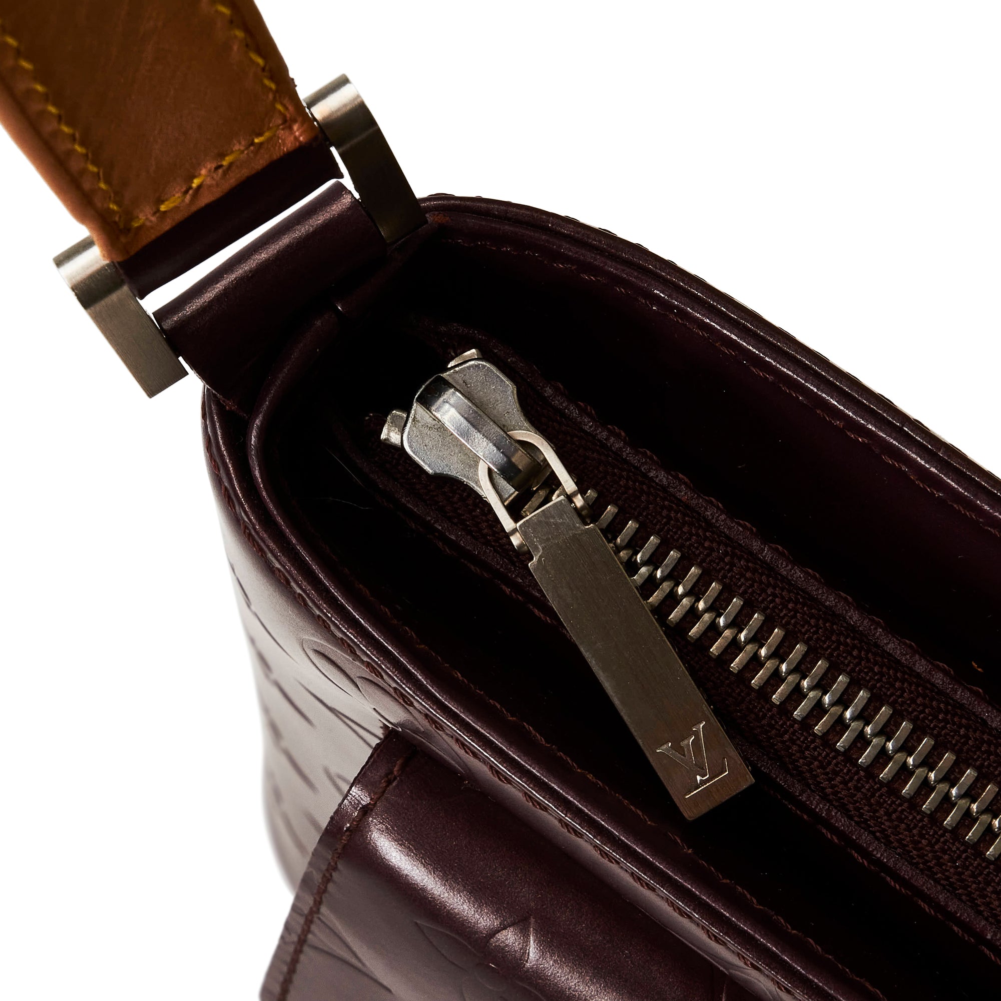 Louis Vuitton Vintage - Monogram Mat Fowler Bag - Purple - Vernis