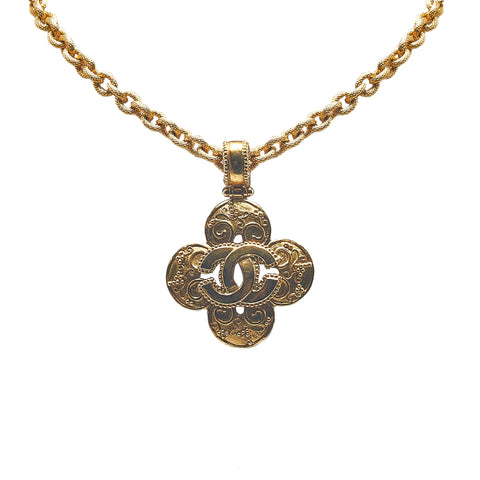 Gold Chanel CC Vintage Clover Necklace