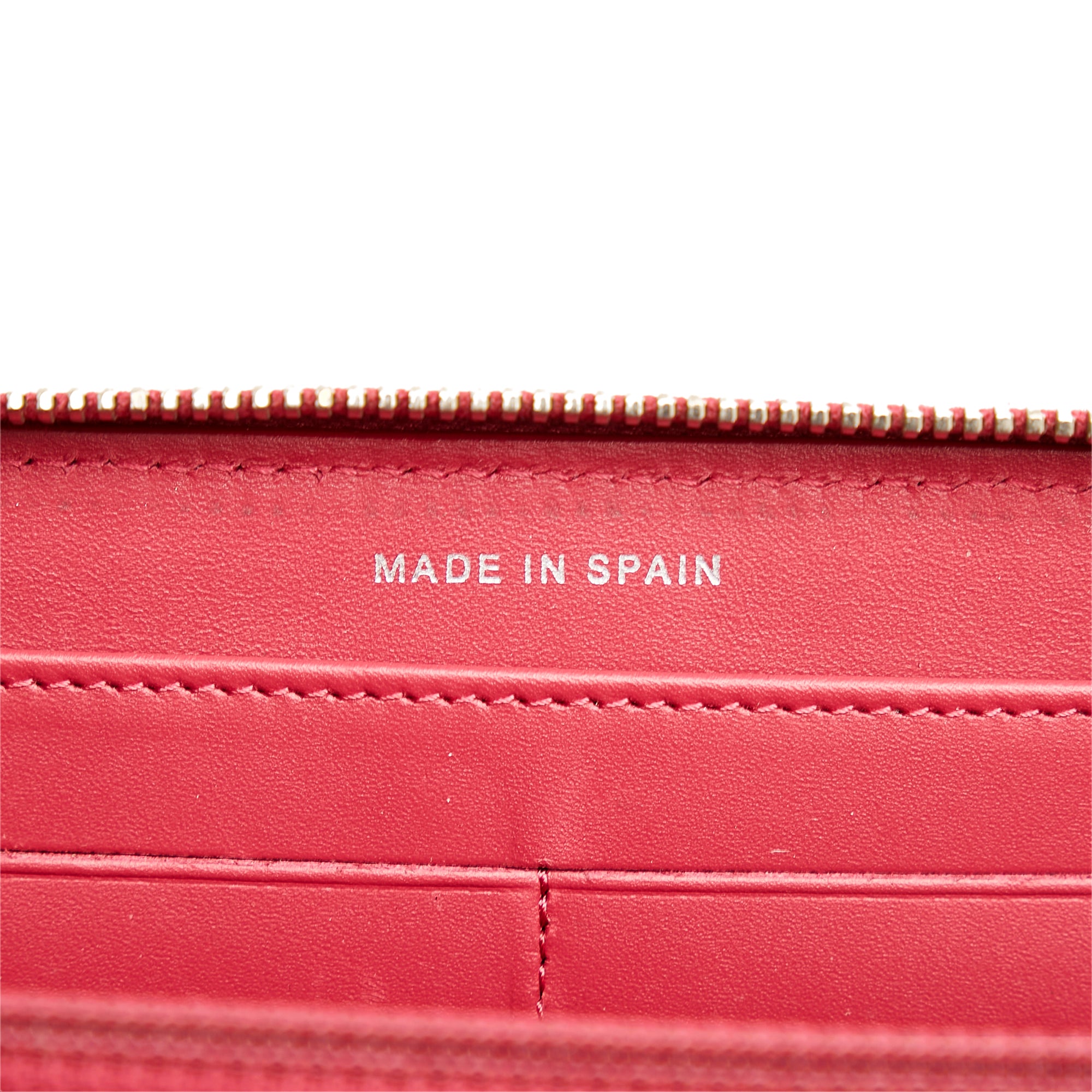 Chanel CC Brilliant Zip-Around Red Quilted Patent Leather Wallet - Fleur De  Riche