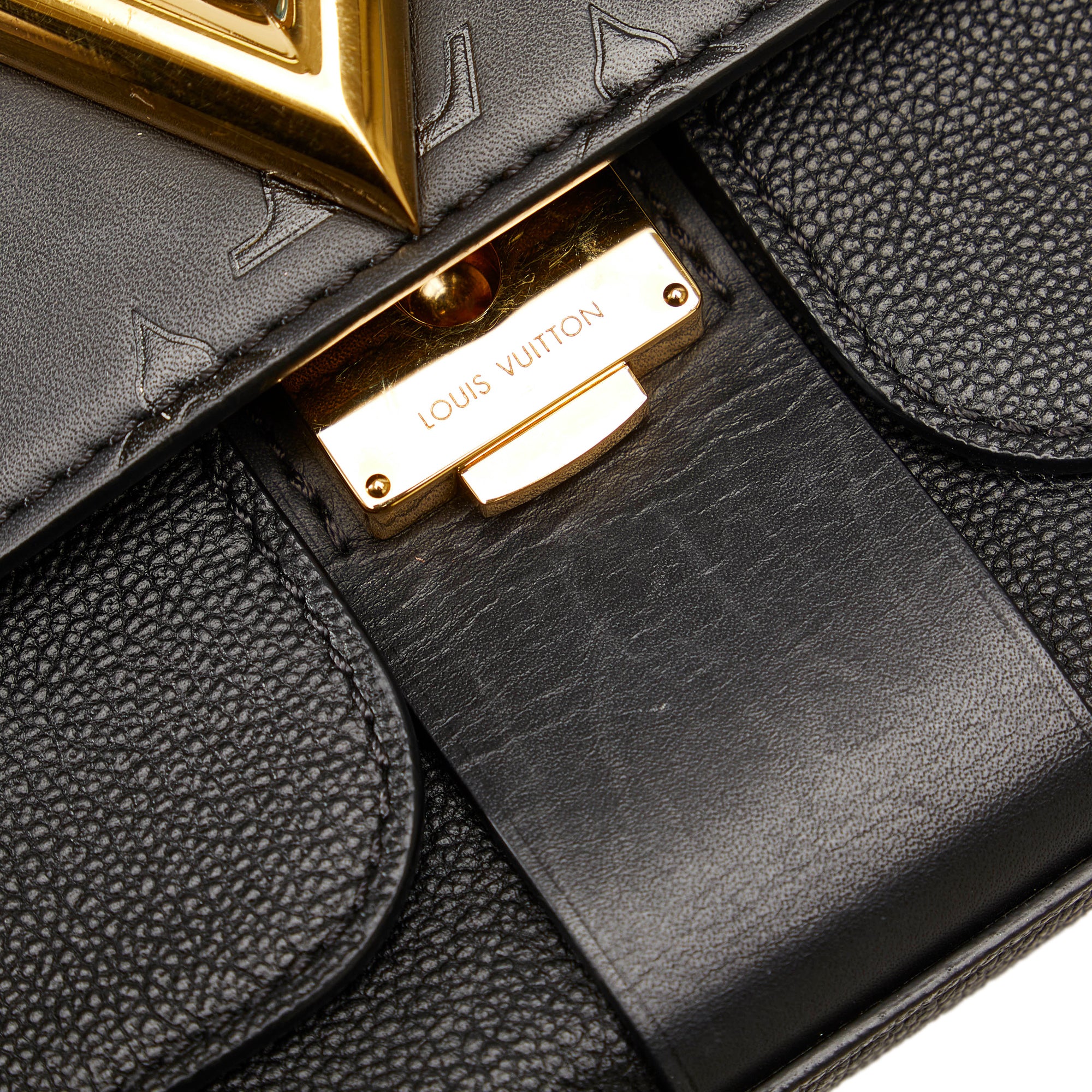 Black Louis Vuitton Monogram Cuir Plume Ecume Very Chain Bag Satchel –  Designer Revival