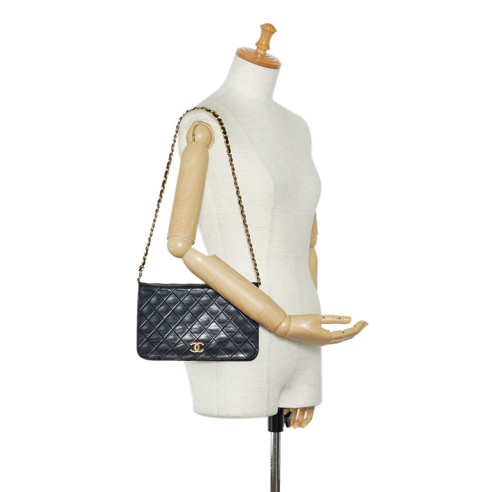 Black Chanel Small CC Quilted Full Flap Shoulder Bag – Designer