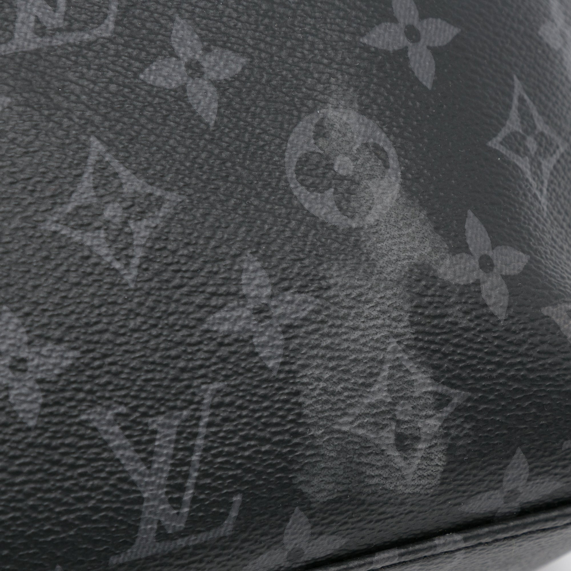 Louis Vuitton Monogram Eclipse Throw Blanket - Black Throws, Pillows &  Throws - LOU723106