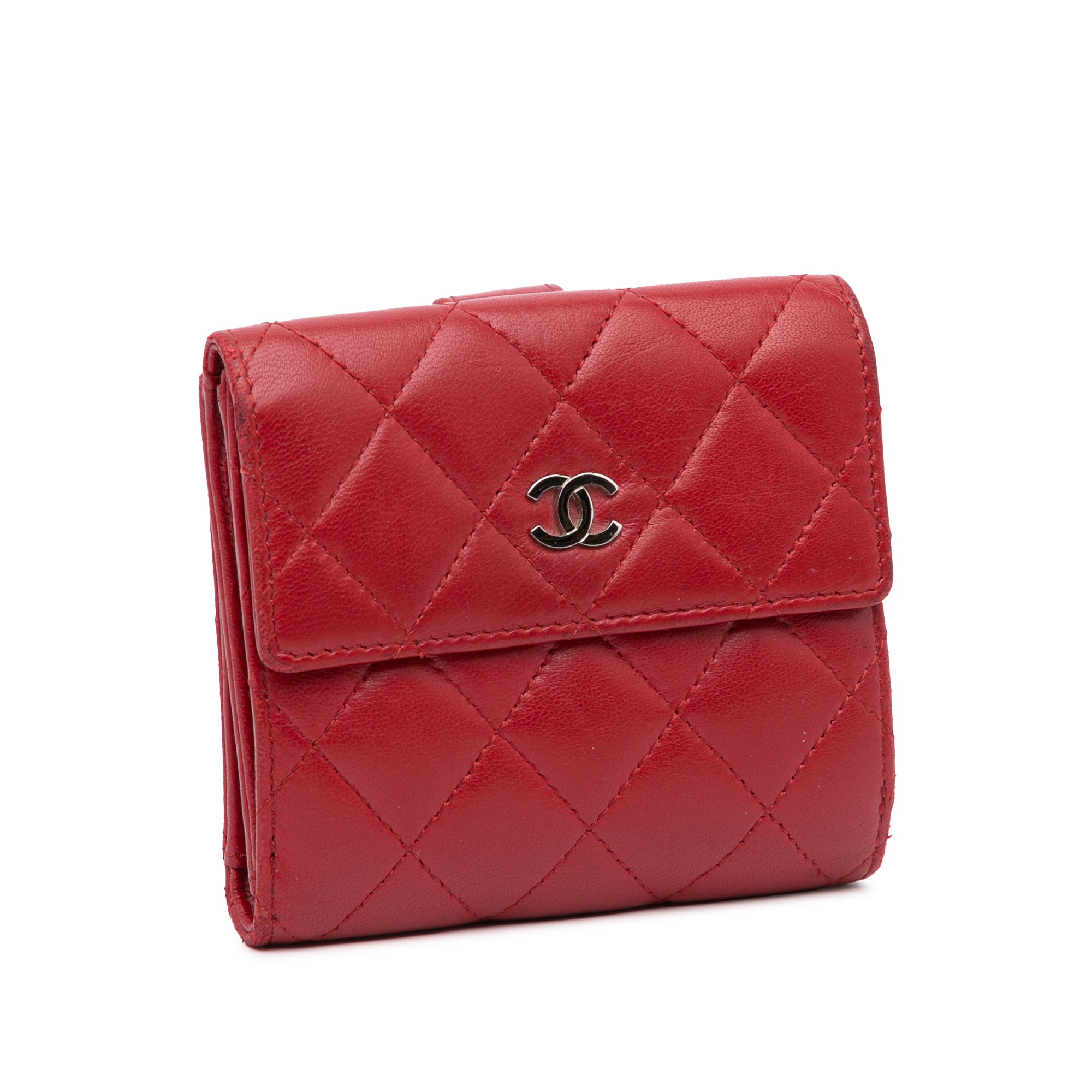 The Chanel Wallet on Chain and 10 Affordable WOC Alternatives - PurseBop