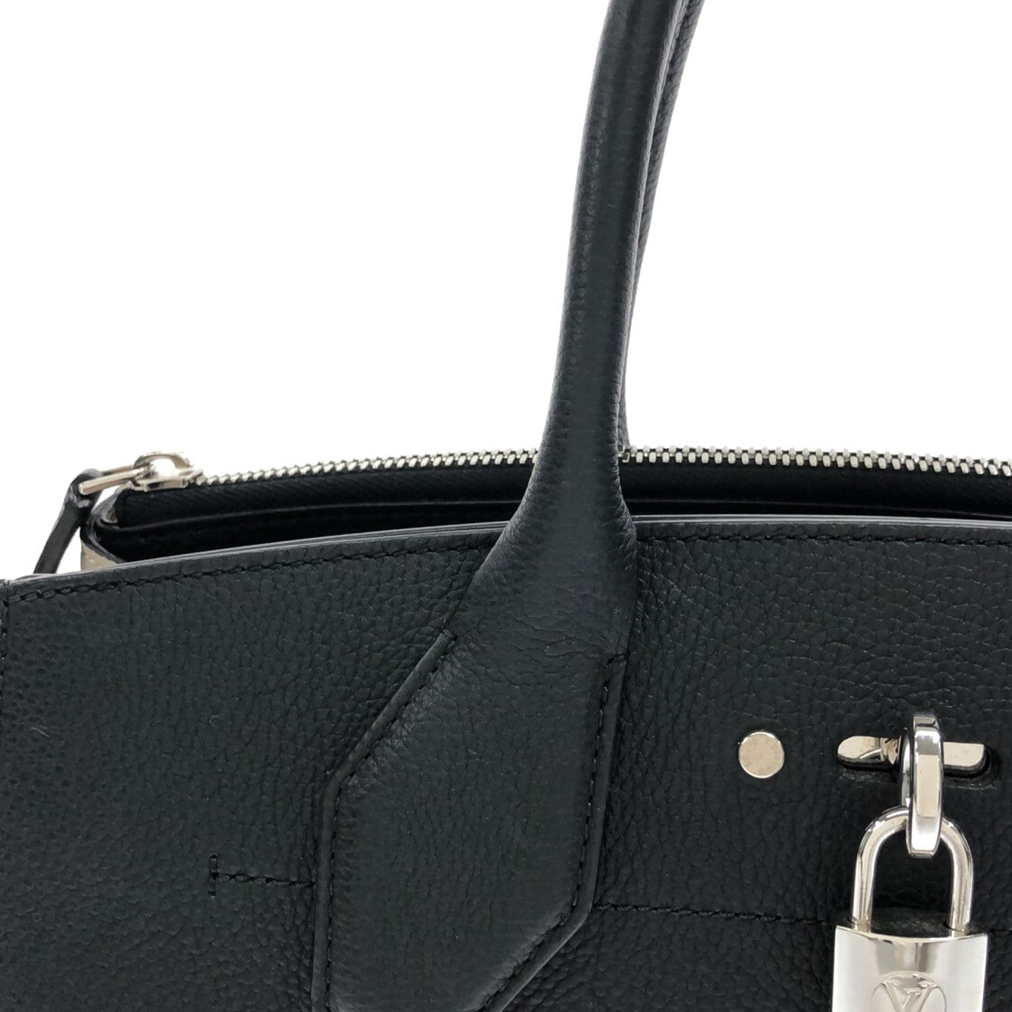 Louis Vuitton Black Pebbled Leather City Steamer mm Bag