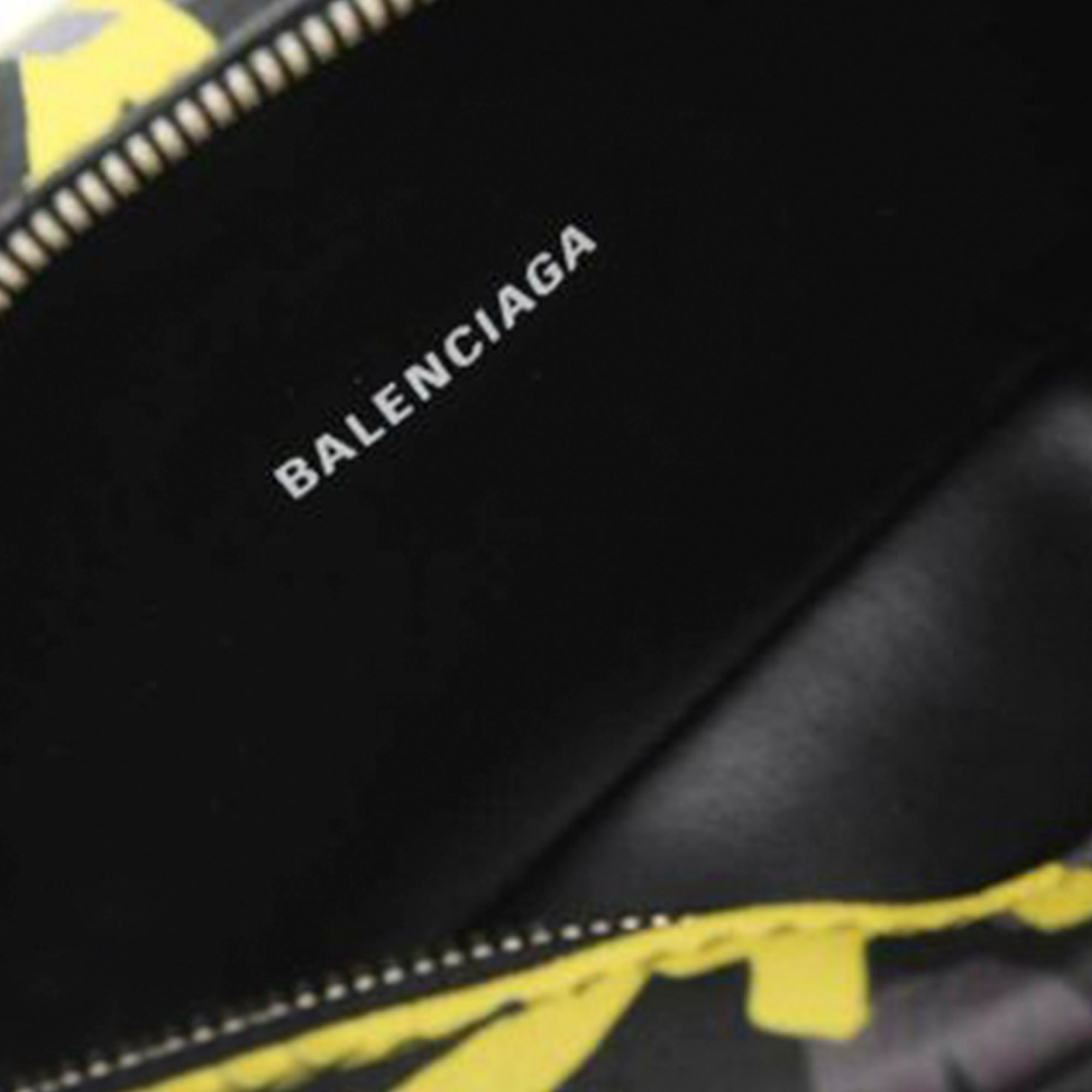 Balenciaga Everyday XS camera bag, Black