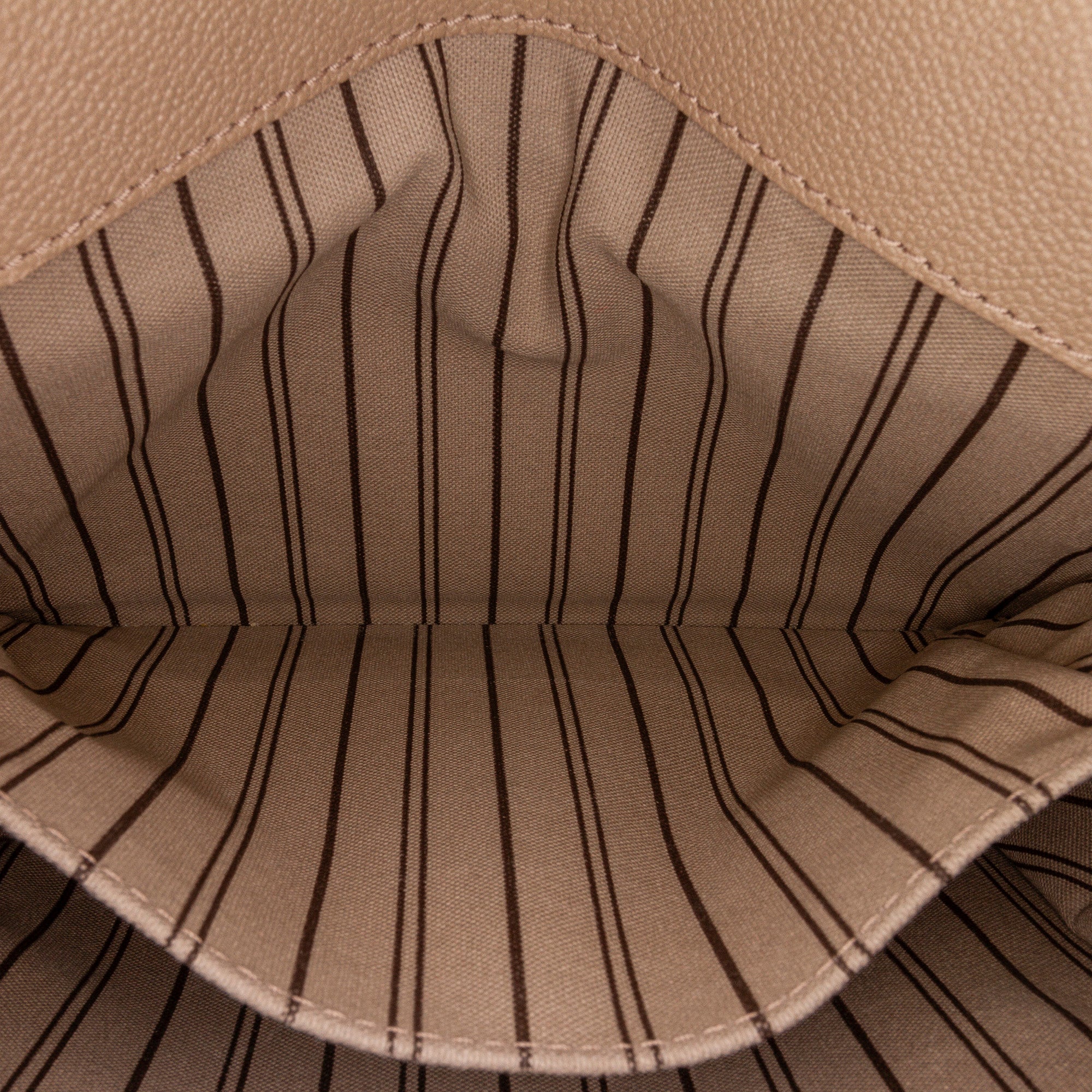 Taupe Louis Vuitton Monogram Empreinte Pochette Metis Satchel – Designer  Revival