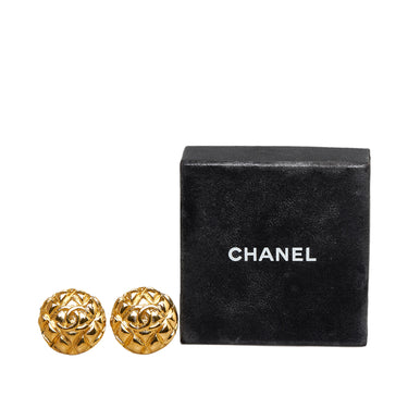 Gold Chanel CC Quilted Clip On Earrings - Designer Revival