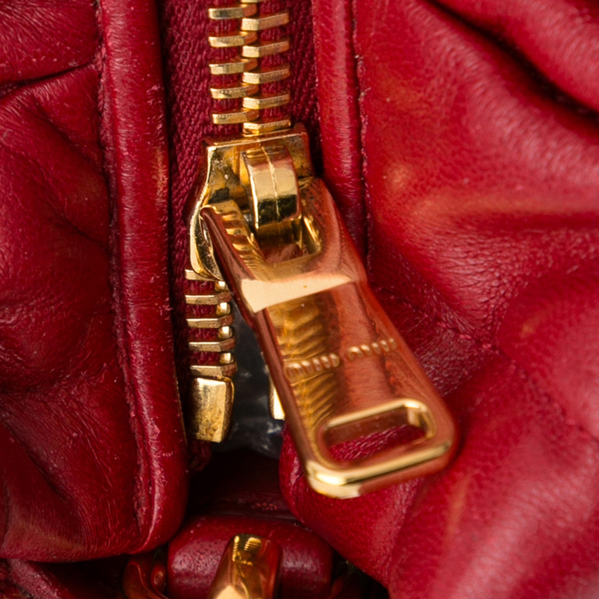 Miu Miu Matelassé Shoulder Bag - Red