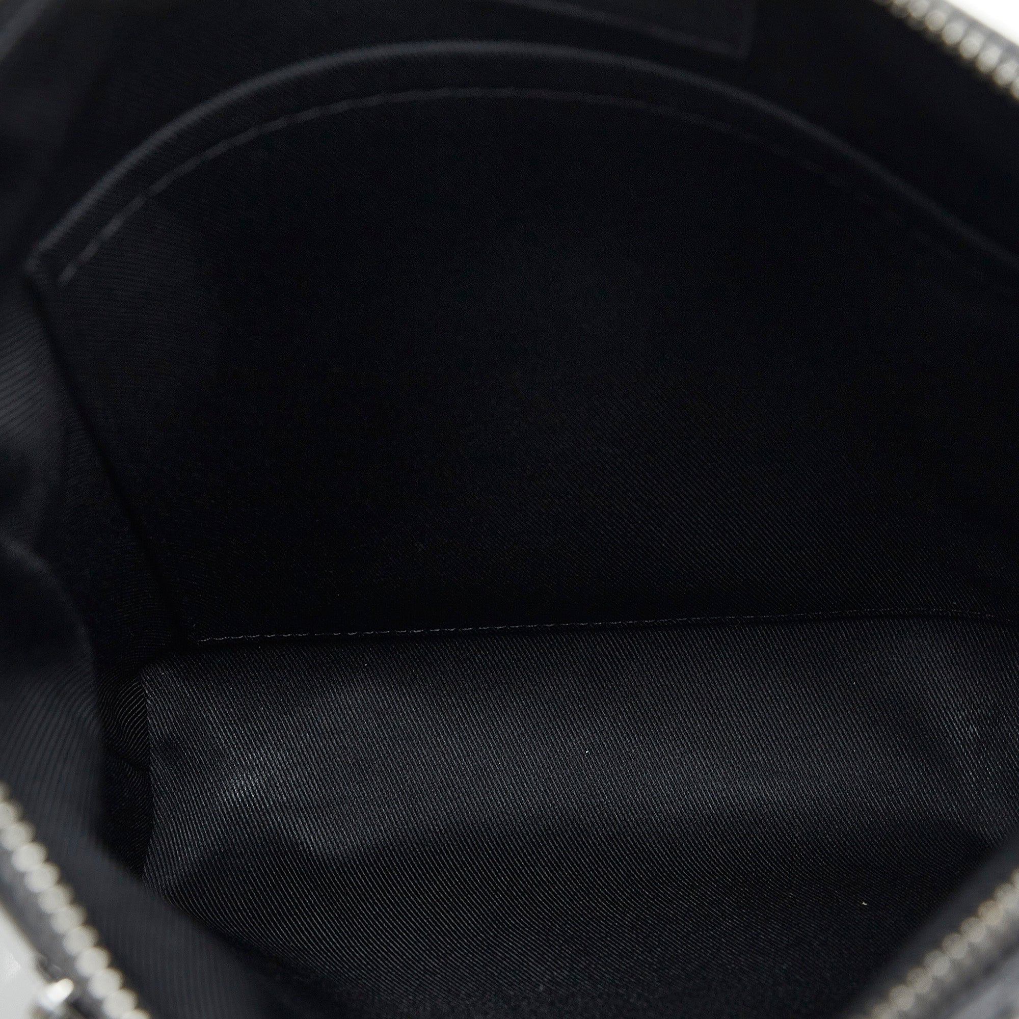 Brown Louis Vuitton Damier Infini Discovery Messenger BB Crossbody Bag –  Designer Revival