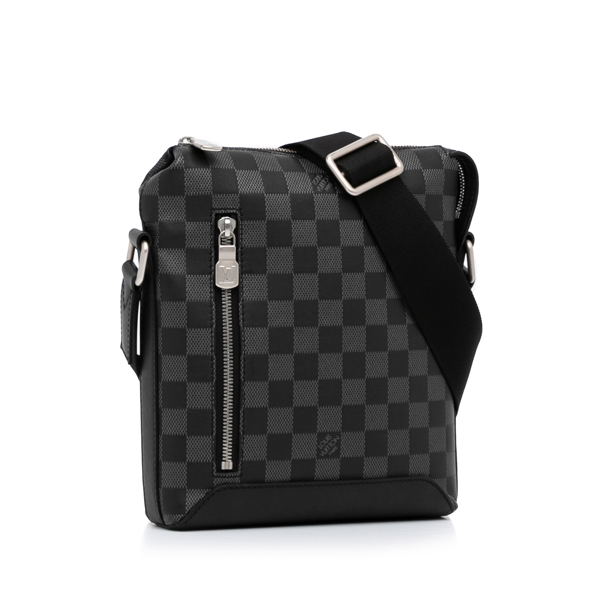 Louis Vuitton Discovery Messenger Bag Damier Infini Leather PM Black  163115243