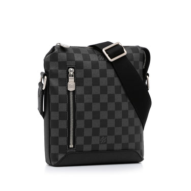 Black Louis Vuitton Damier Infini Discovery Messenger Crossbody Bag - Designer Revival