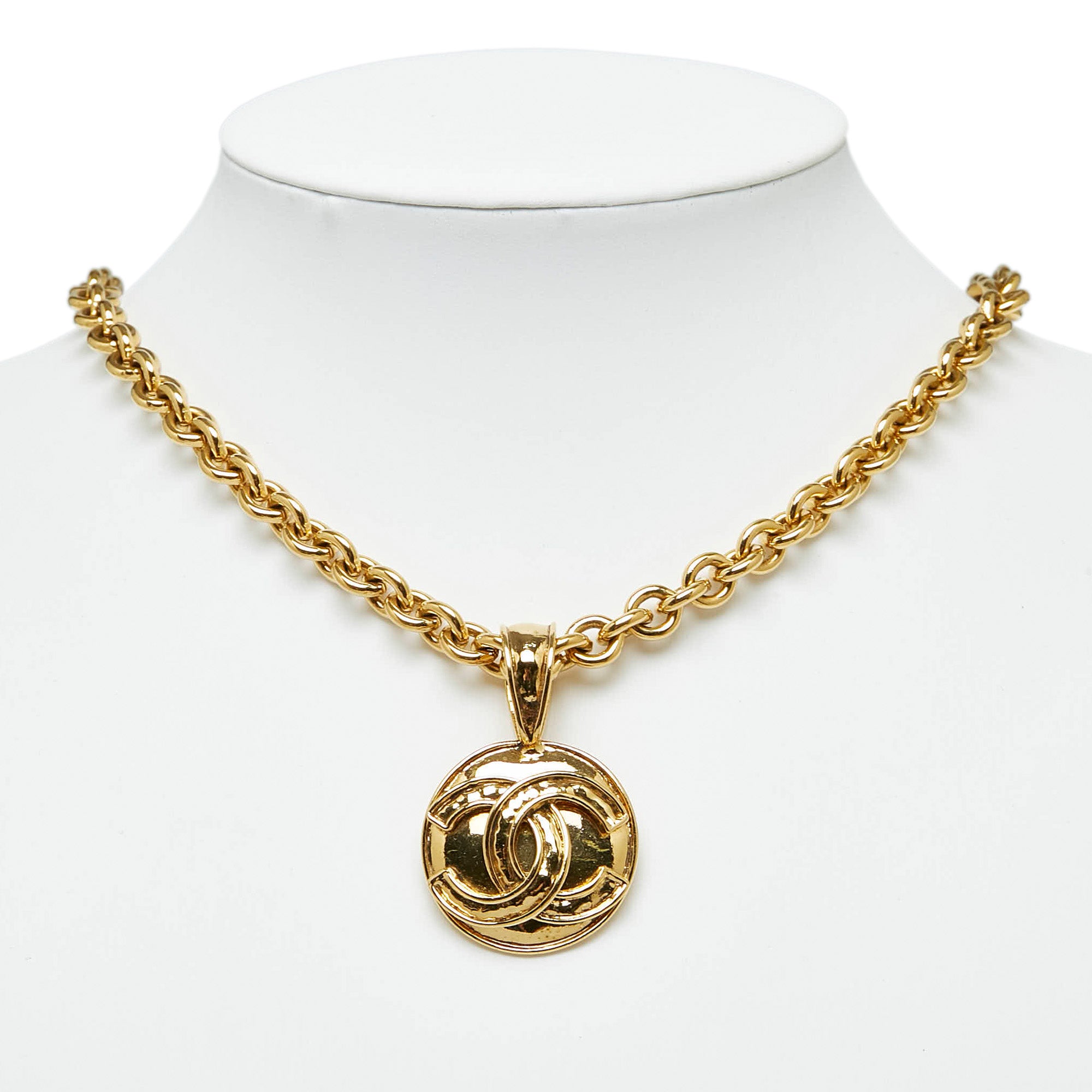 Chanel Vintage - CC Pendant Necklace - Gold - Necklace Chanel - Luxury High  Quality - Avvenice