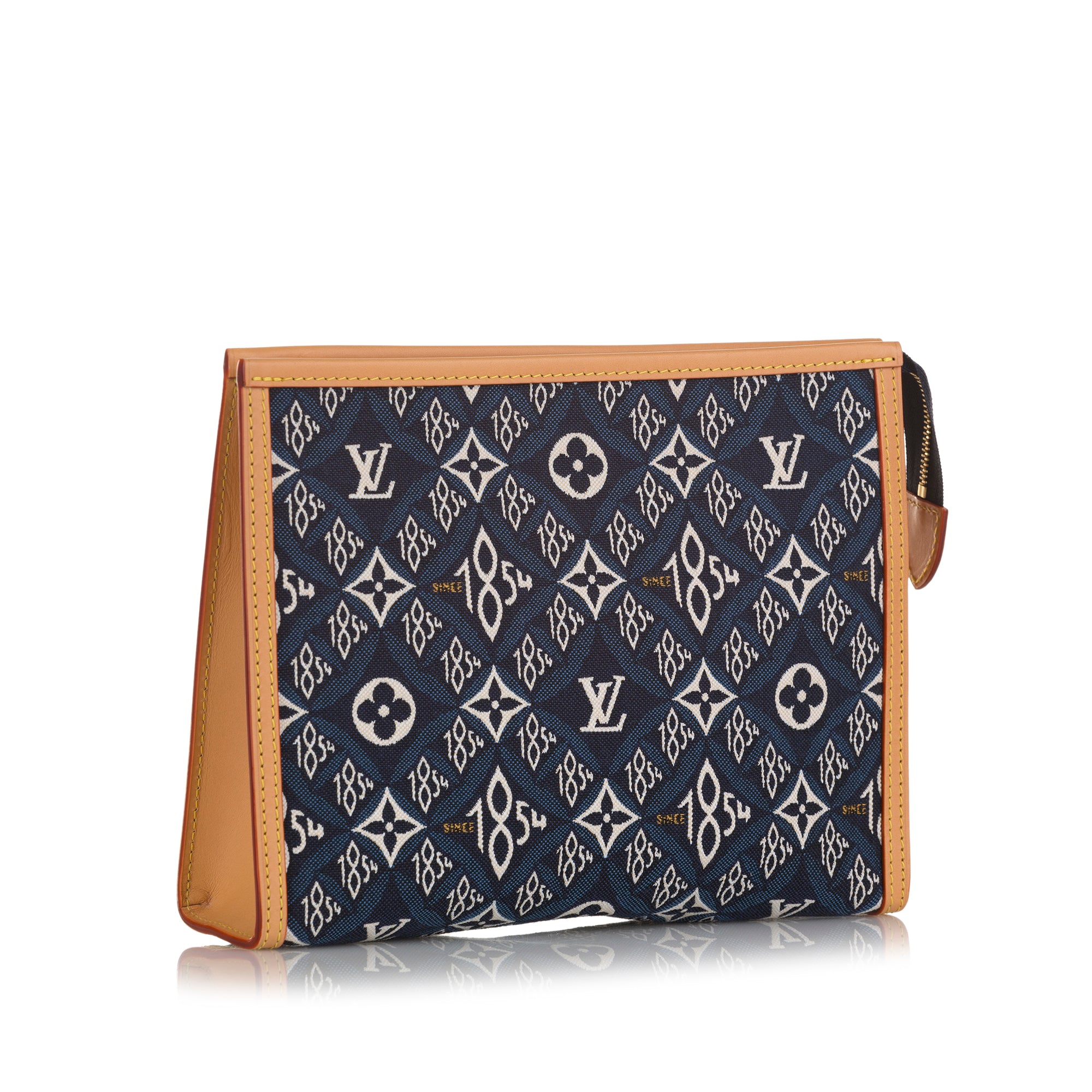 clutch lv toiletry pouch 26