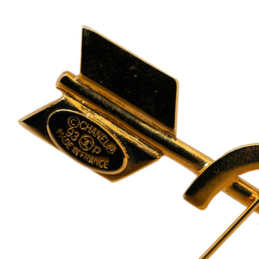 Gold Chanel CC Arrow Brooch - Designer Revival