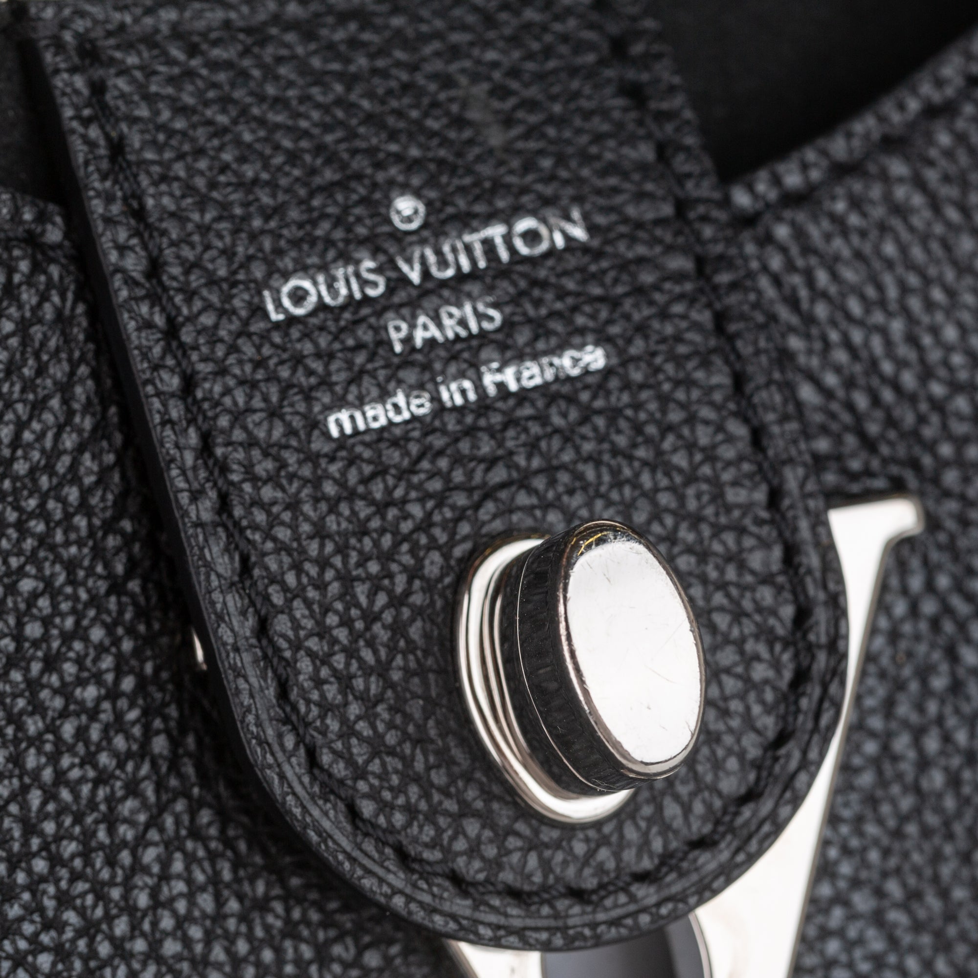 Black Louis Vuitton Lockme Hobo