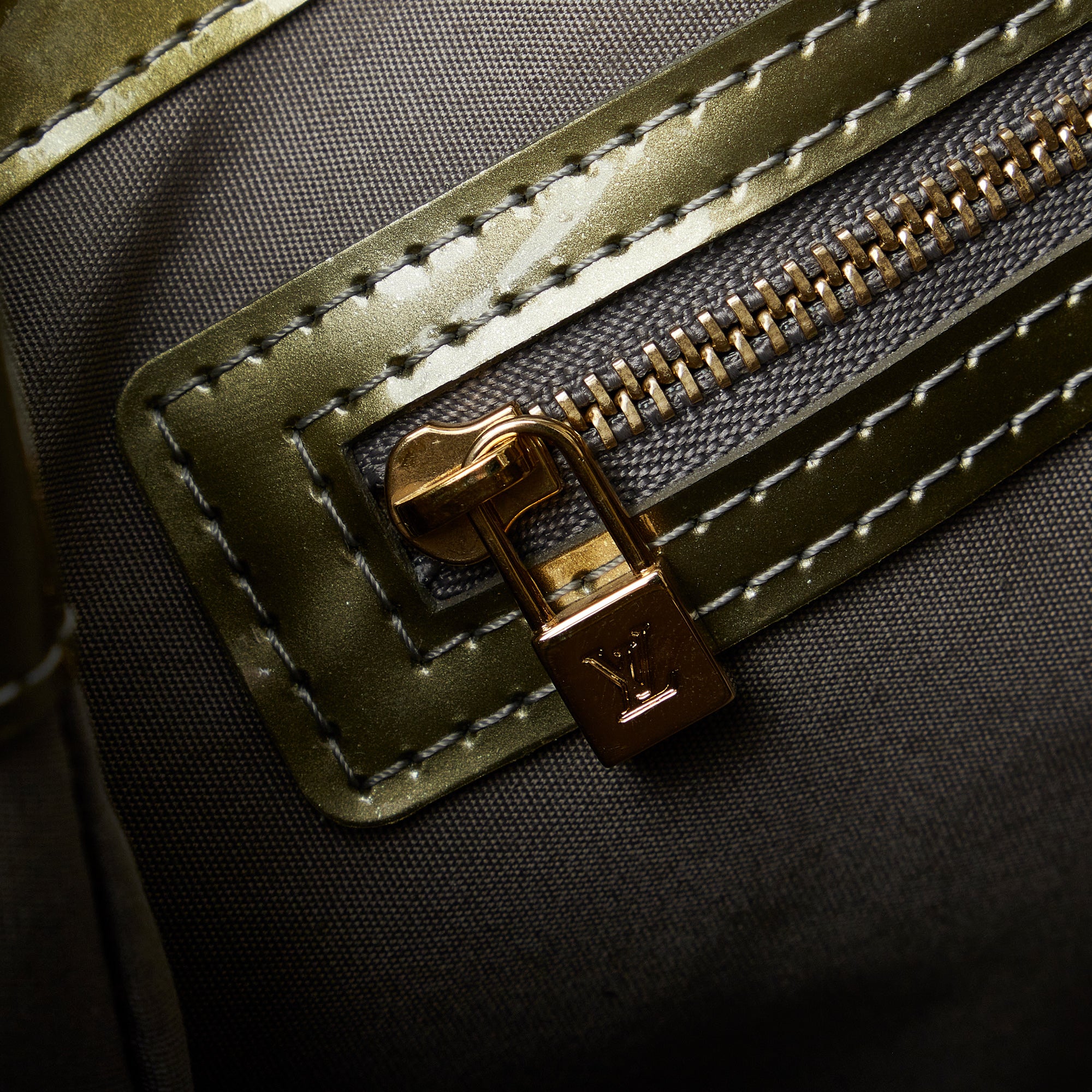 Louis Vuitton Wilshire Handbag 339753