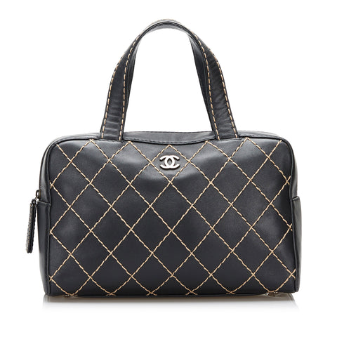 RvceShops Revival, Chanel Boston in black quilted leather