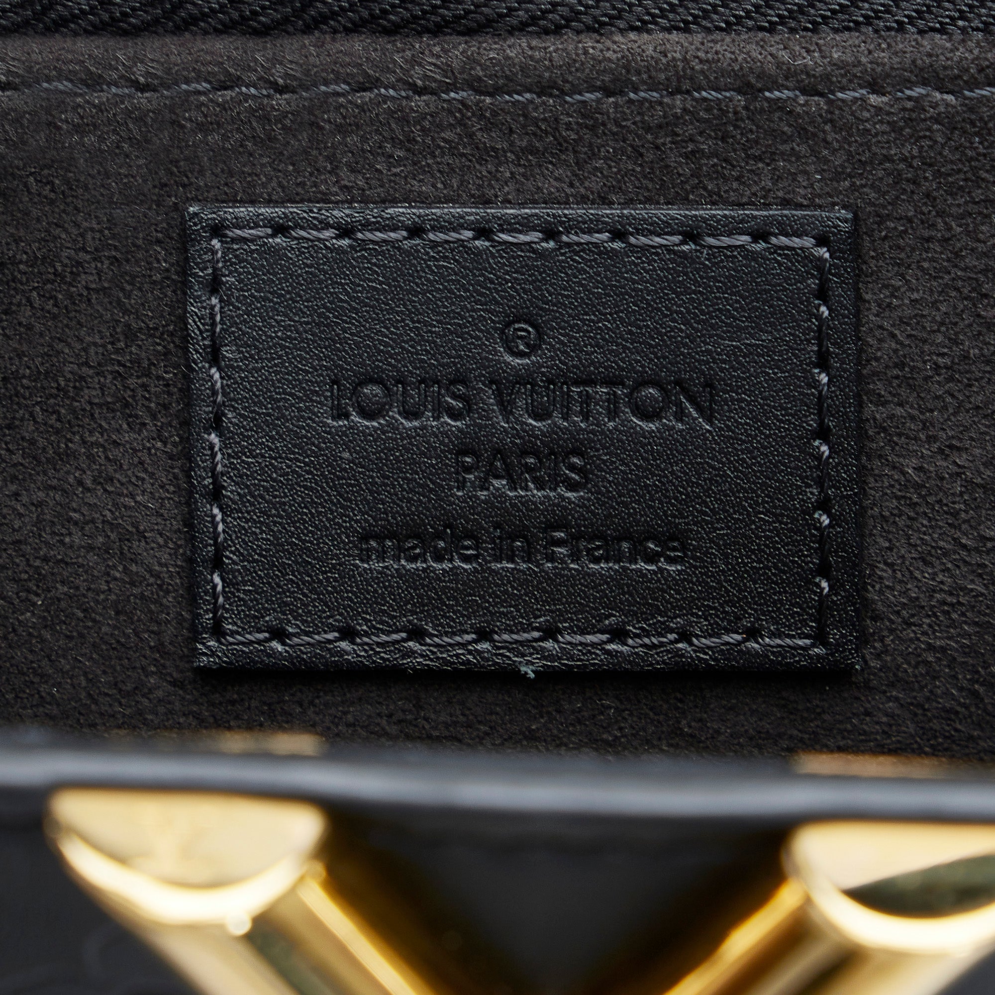 LOUIS VUITTON Very Tote MM Monogram Cuir Plume Shoulder Bag Noir Black