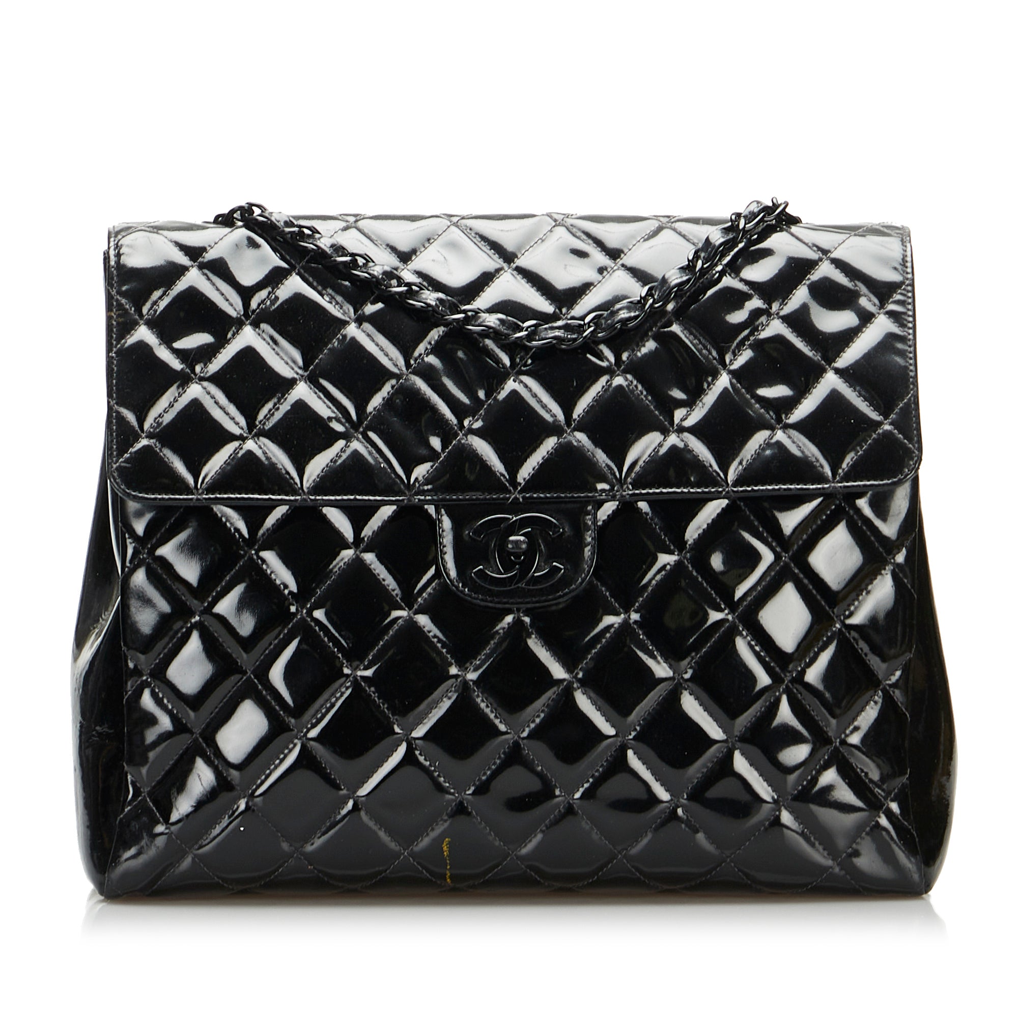 classic black chanel handbag white