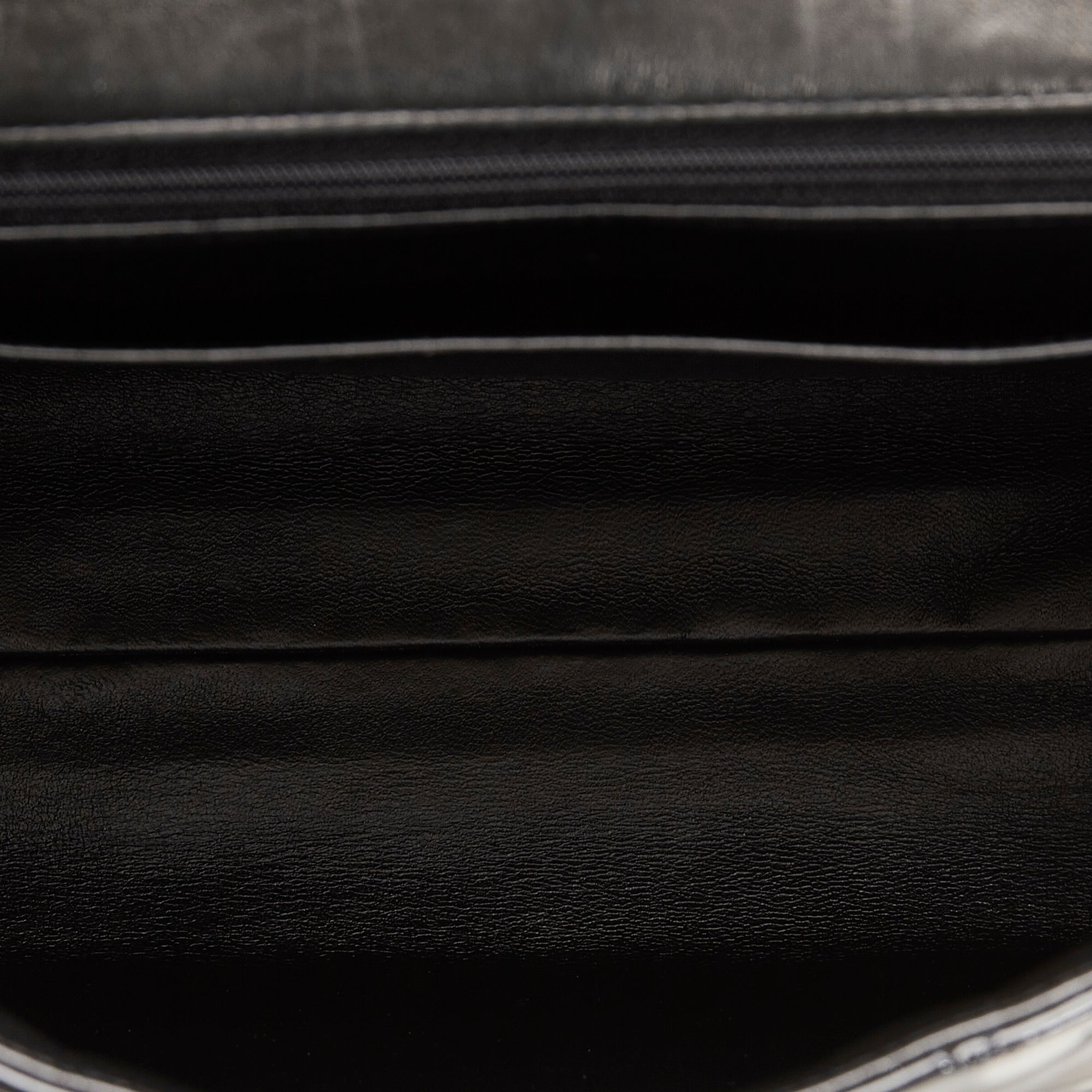 CHANEL Black Classic Ultimate Stitch Retro Chain Flap Bag – Fashion Reloved