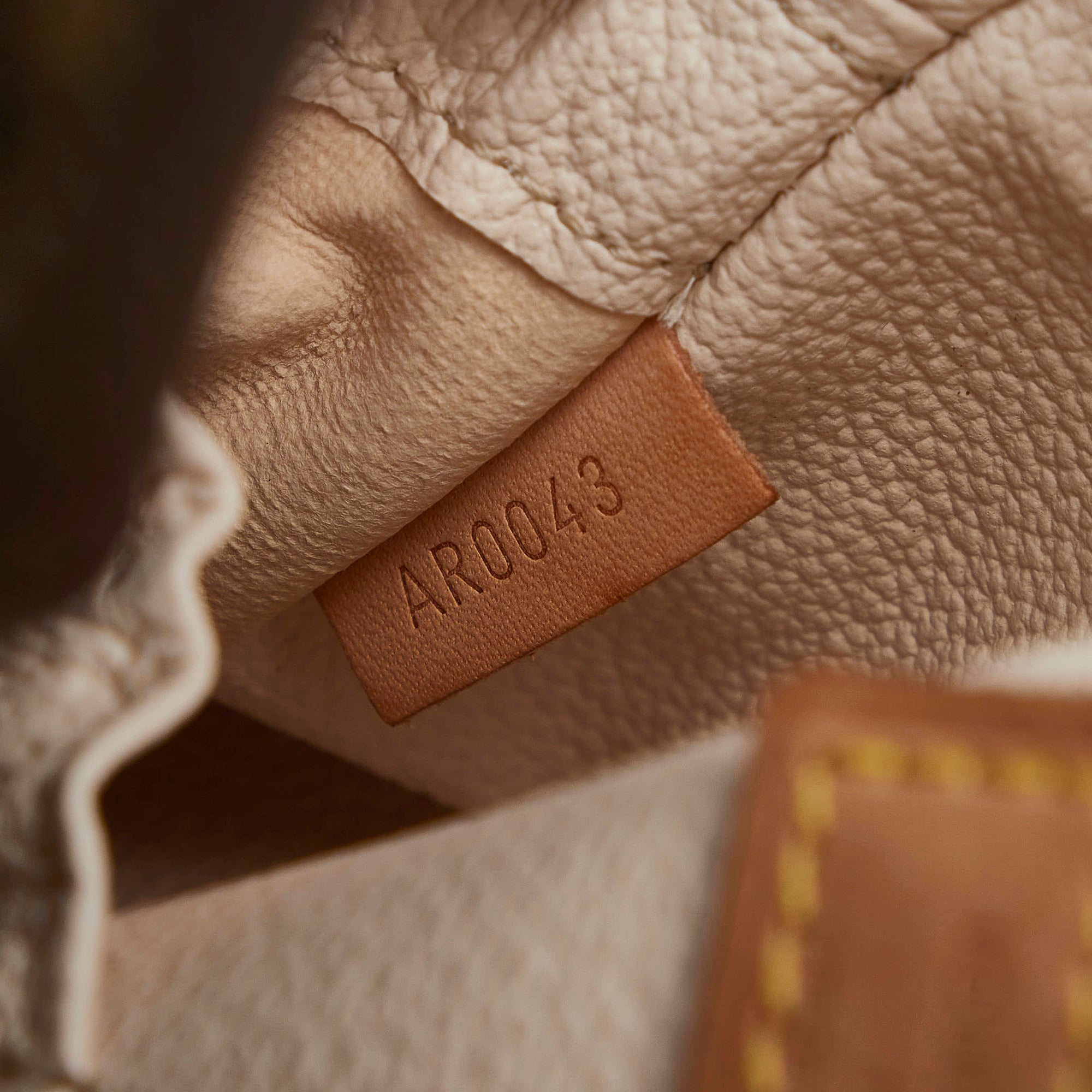 Spontini fabric handbag Louis Vuitton Brown in Cloth - 35428368